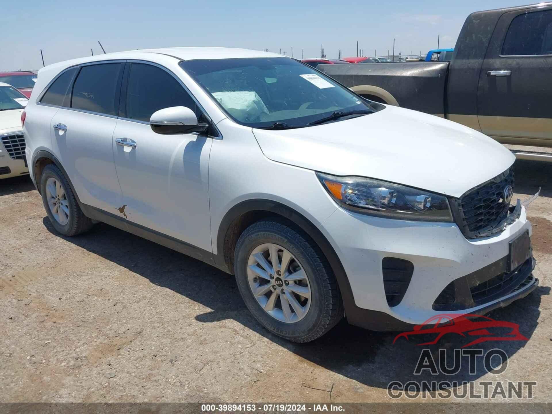 KIA SORENTO 2019 - 5XYPG4A52KG579047