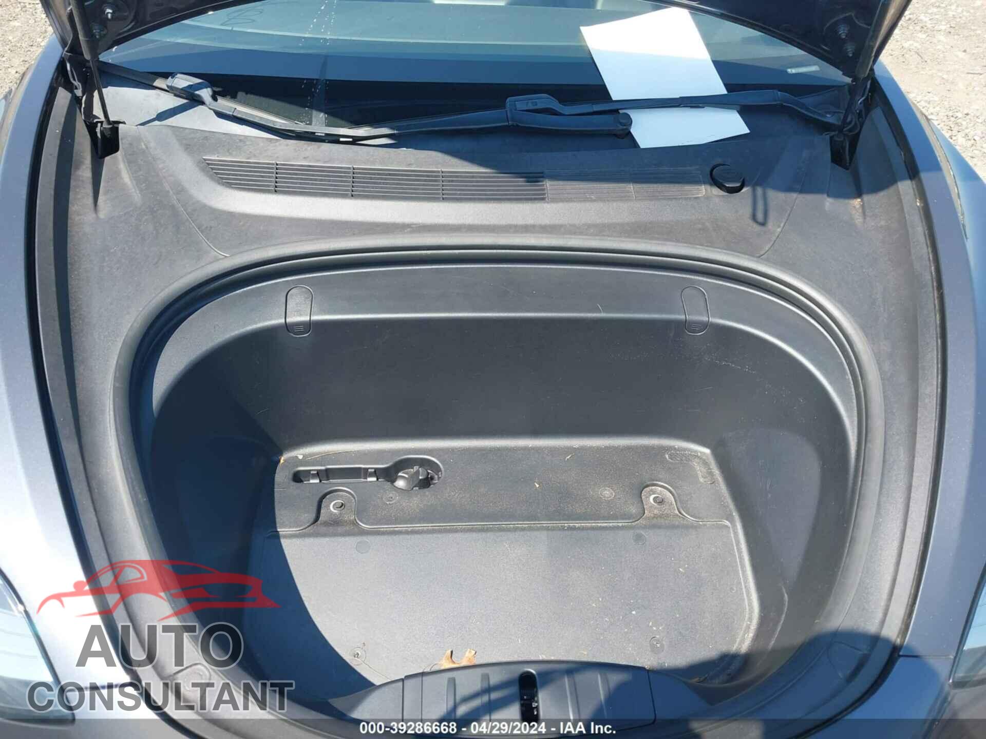 TESLA MODEL 3 2019 - 5YJ3E1EB6KF453087