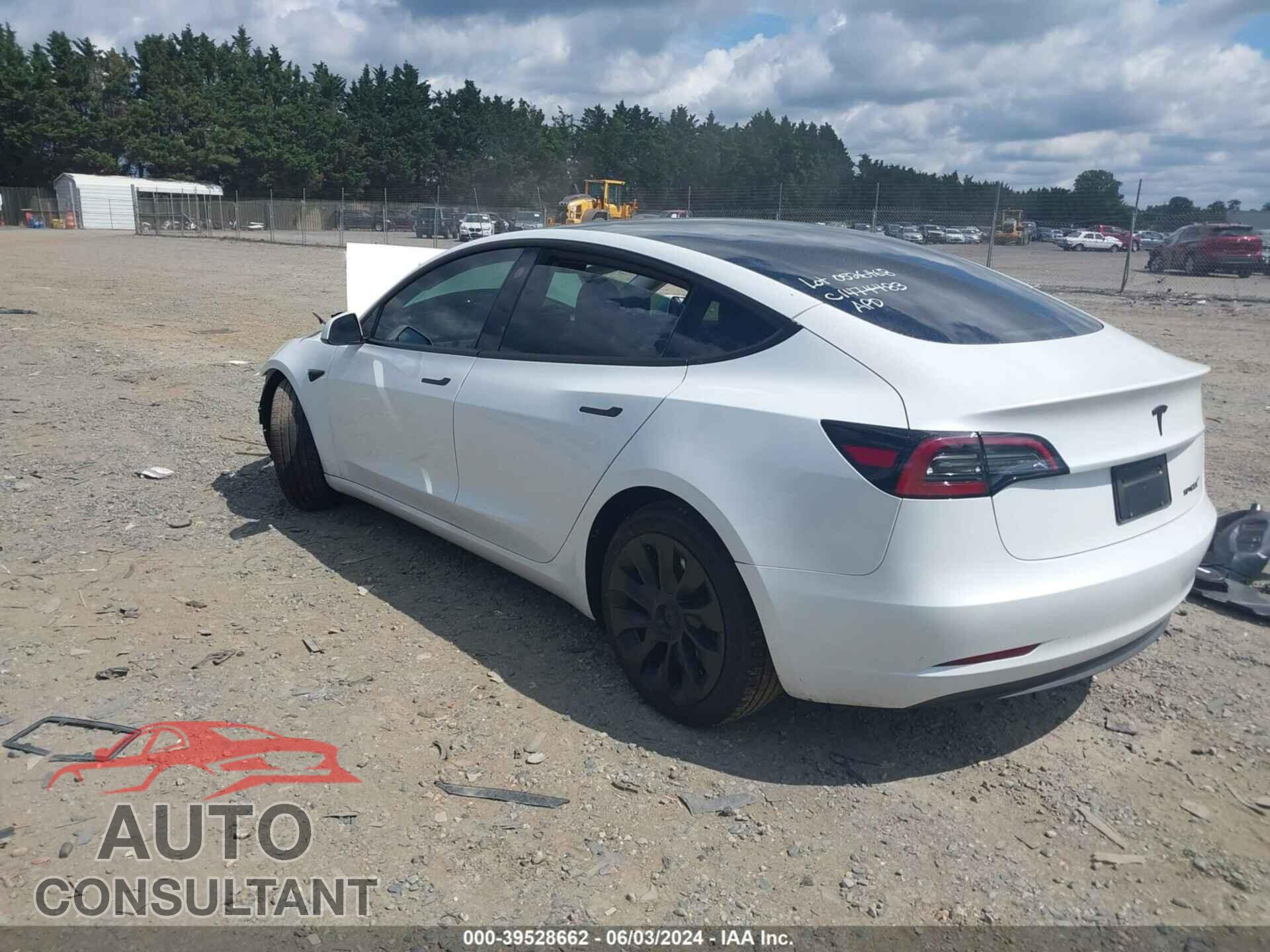 TESLA MODEL 3 2023 - 5YJ3E1EA2PF652281