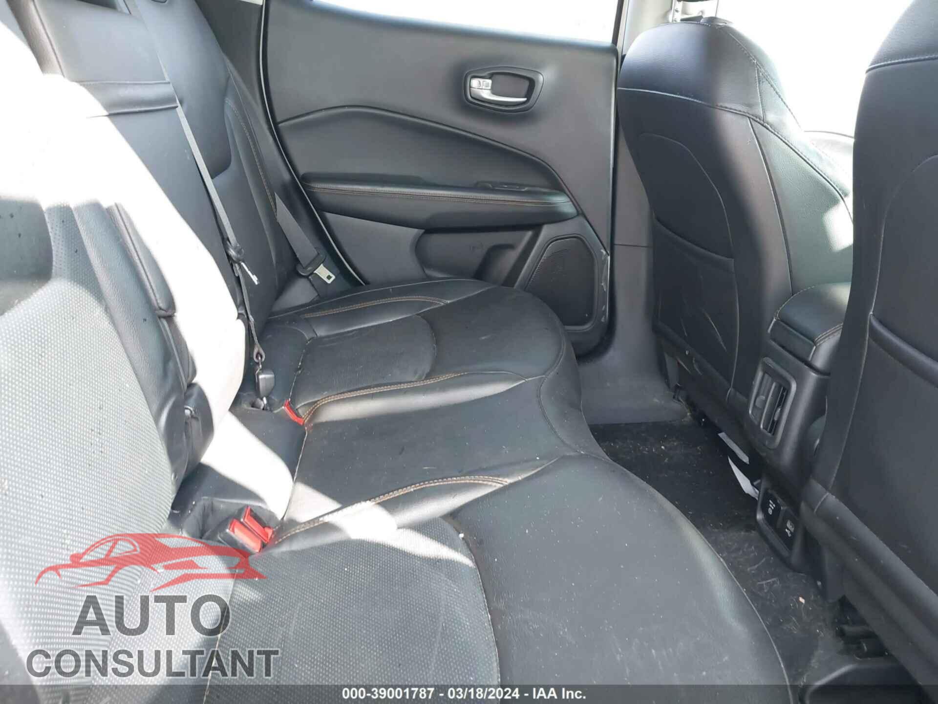 JEEP COMPASS 2019 - 3C4NJCCB4KT662607