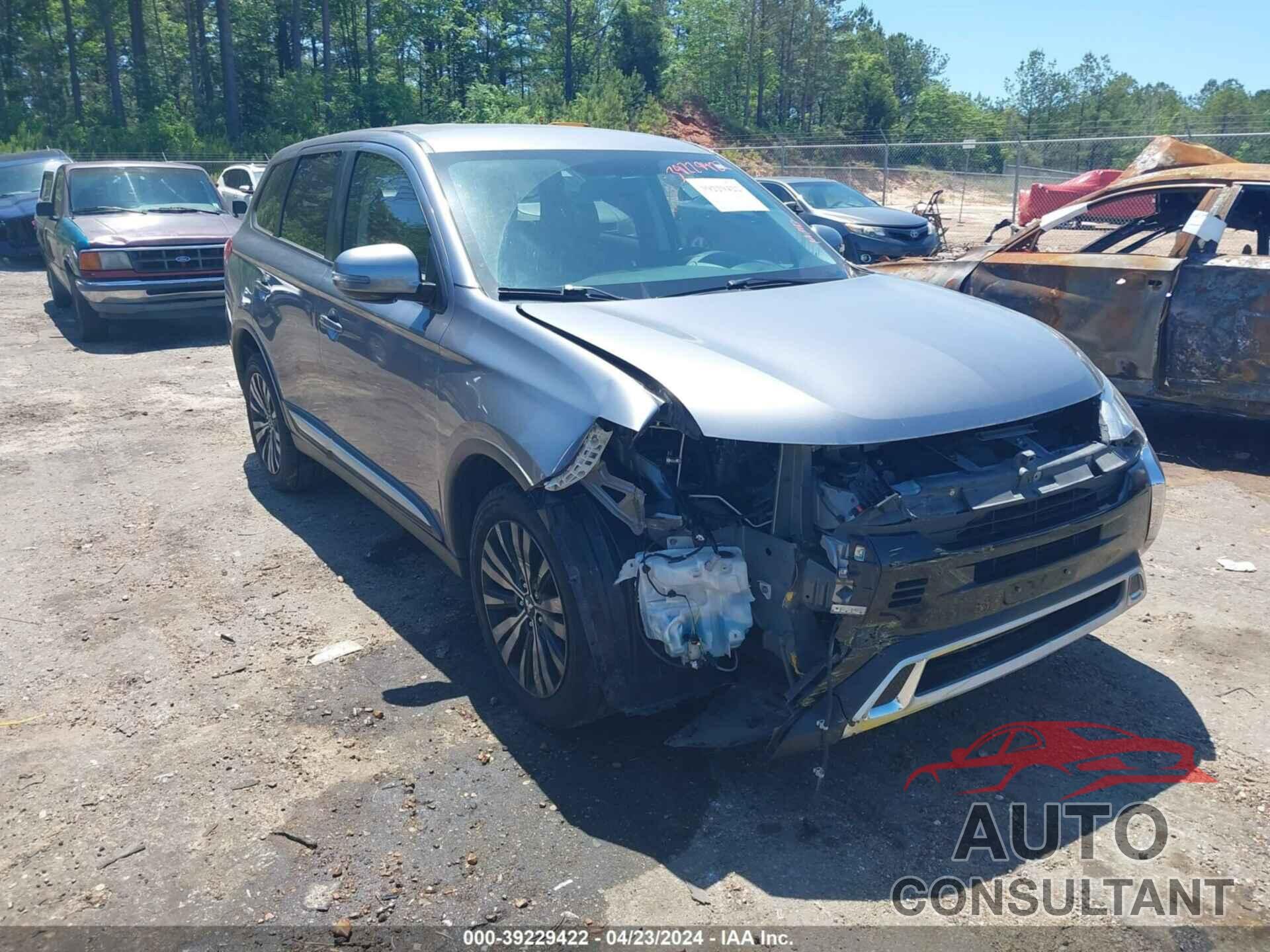 MITSUBISHI OUTLANDER 2019 - JA4AZ3A32KZ005553
