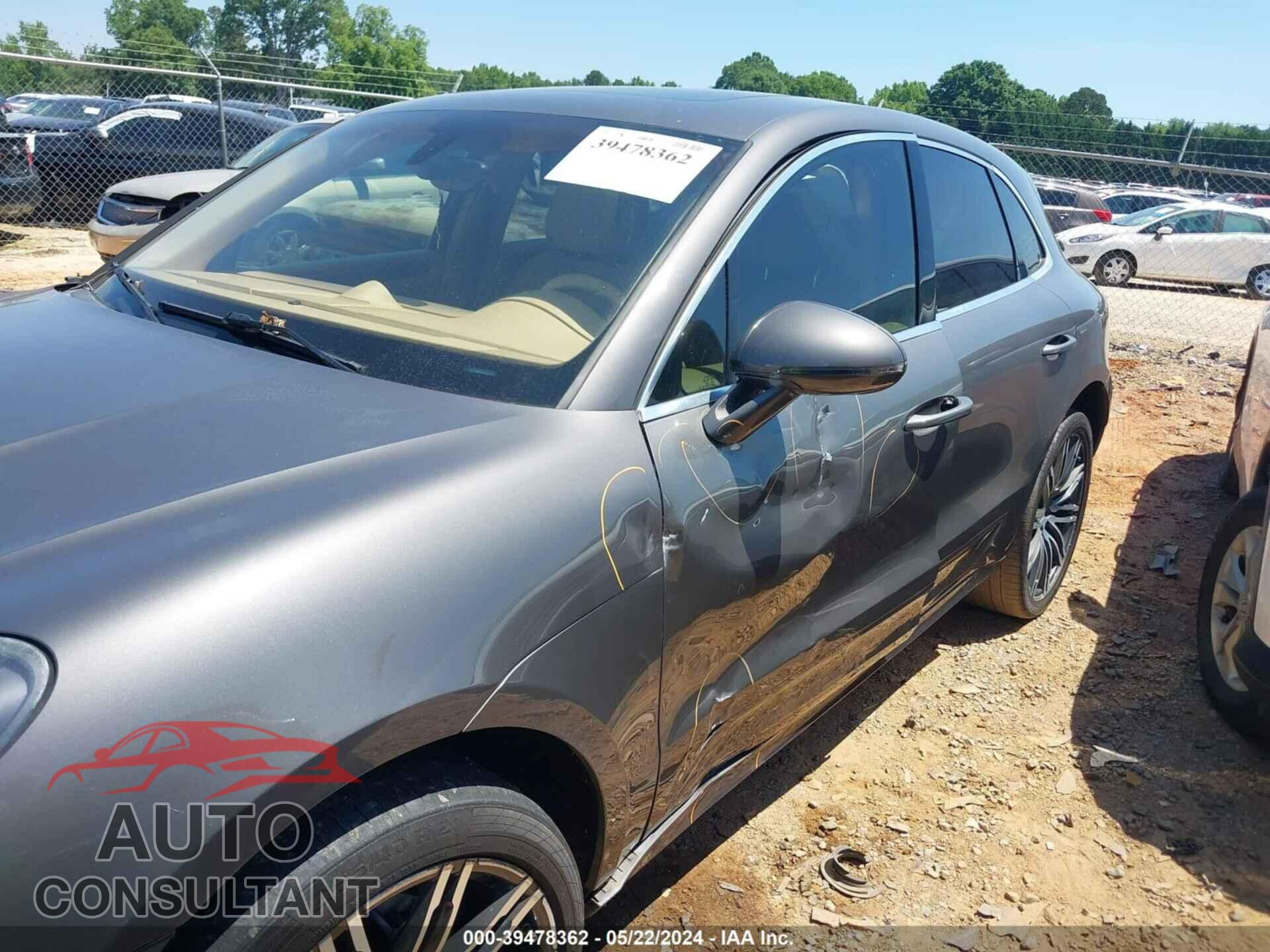 PORSCHE MACAN 2016 - WP1AB2A50GLB51187