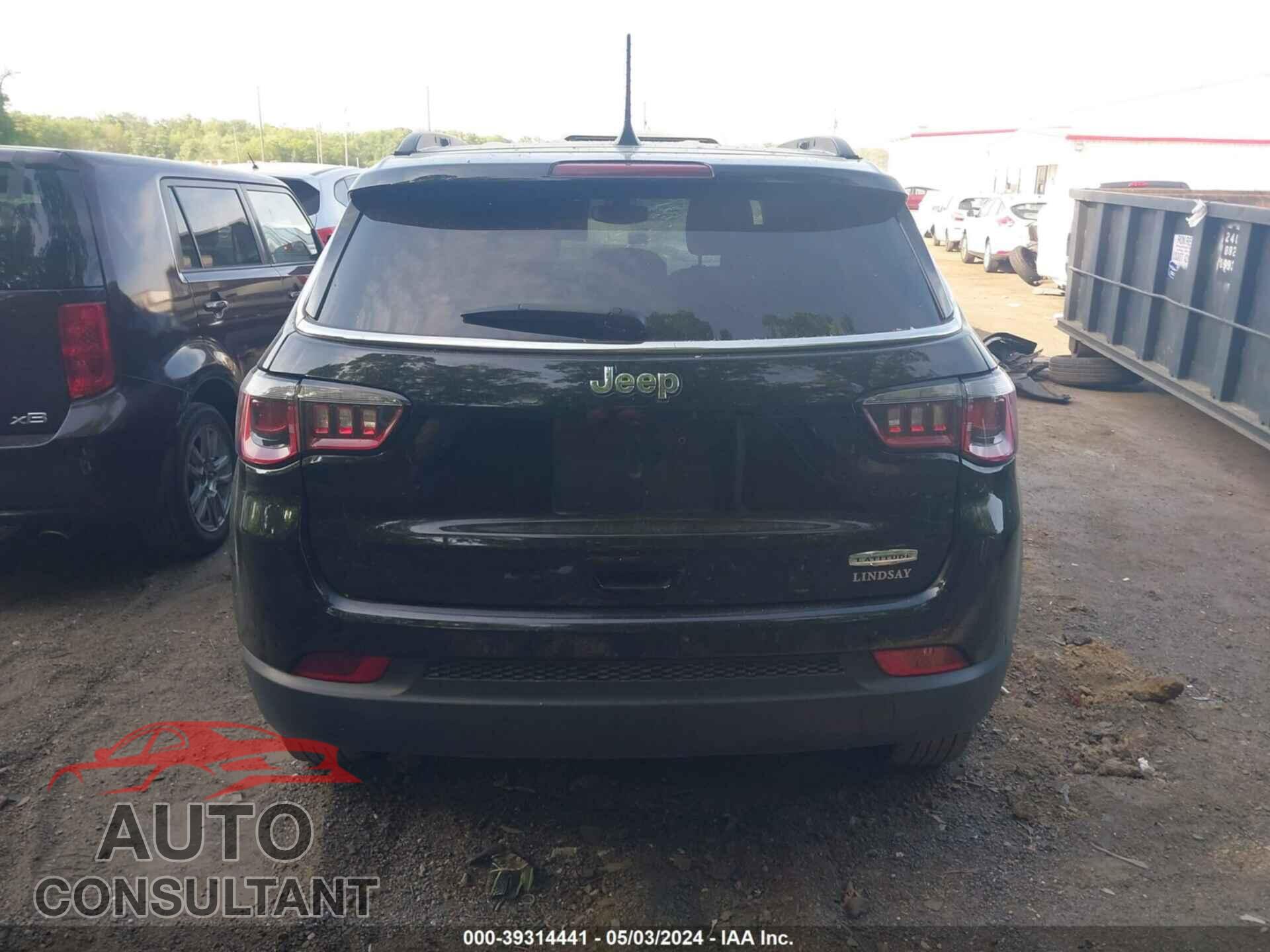 JEEP COMPASS 2018 - 3C4NJCBB4JT356216