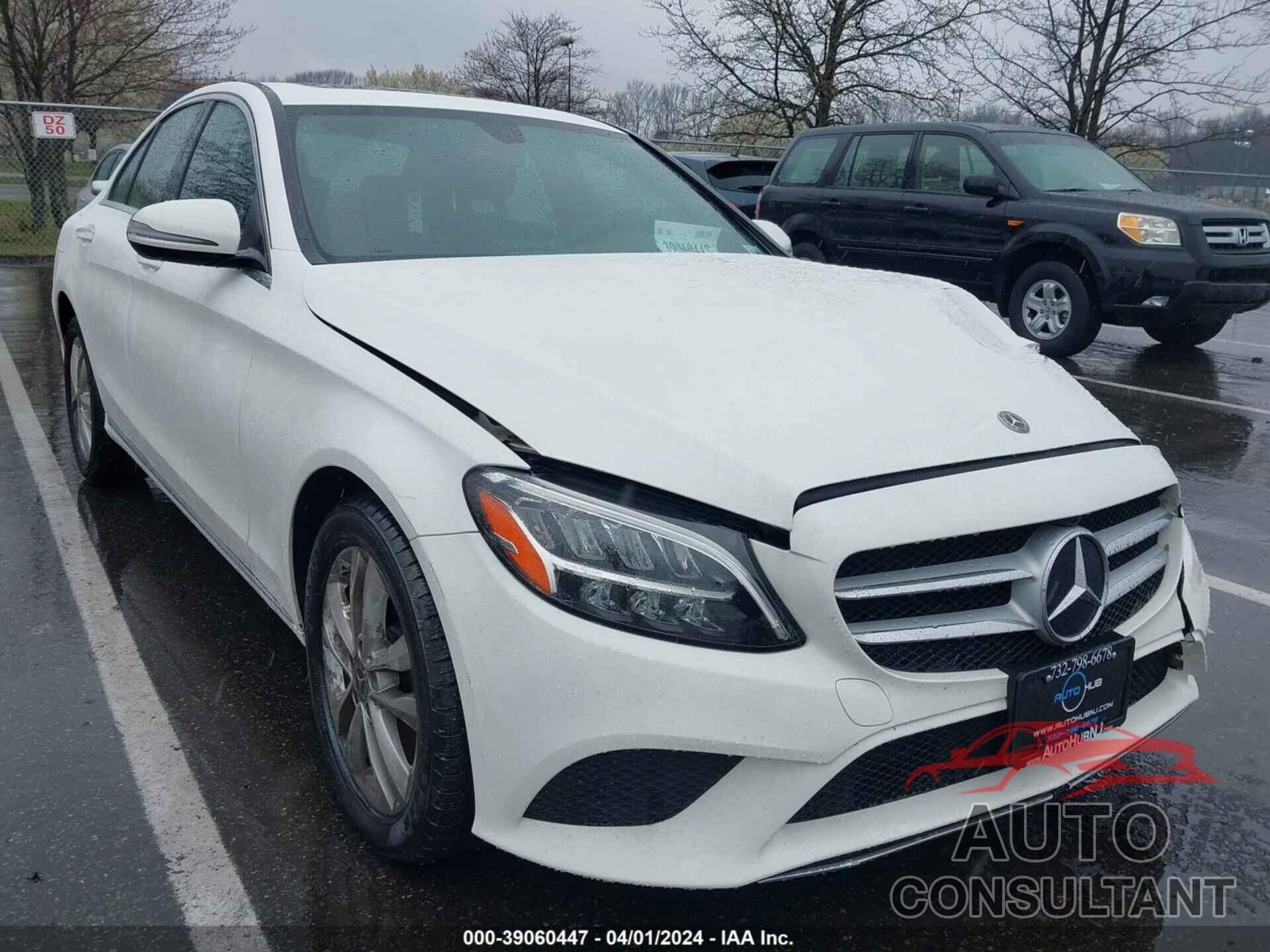 MERCEDES-BENZ C 300 2019 - 55SWF8EB1KU318374