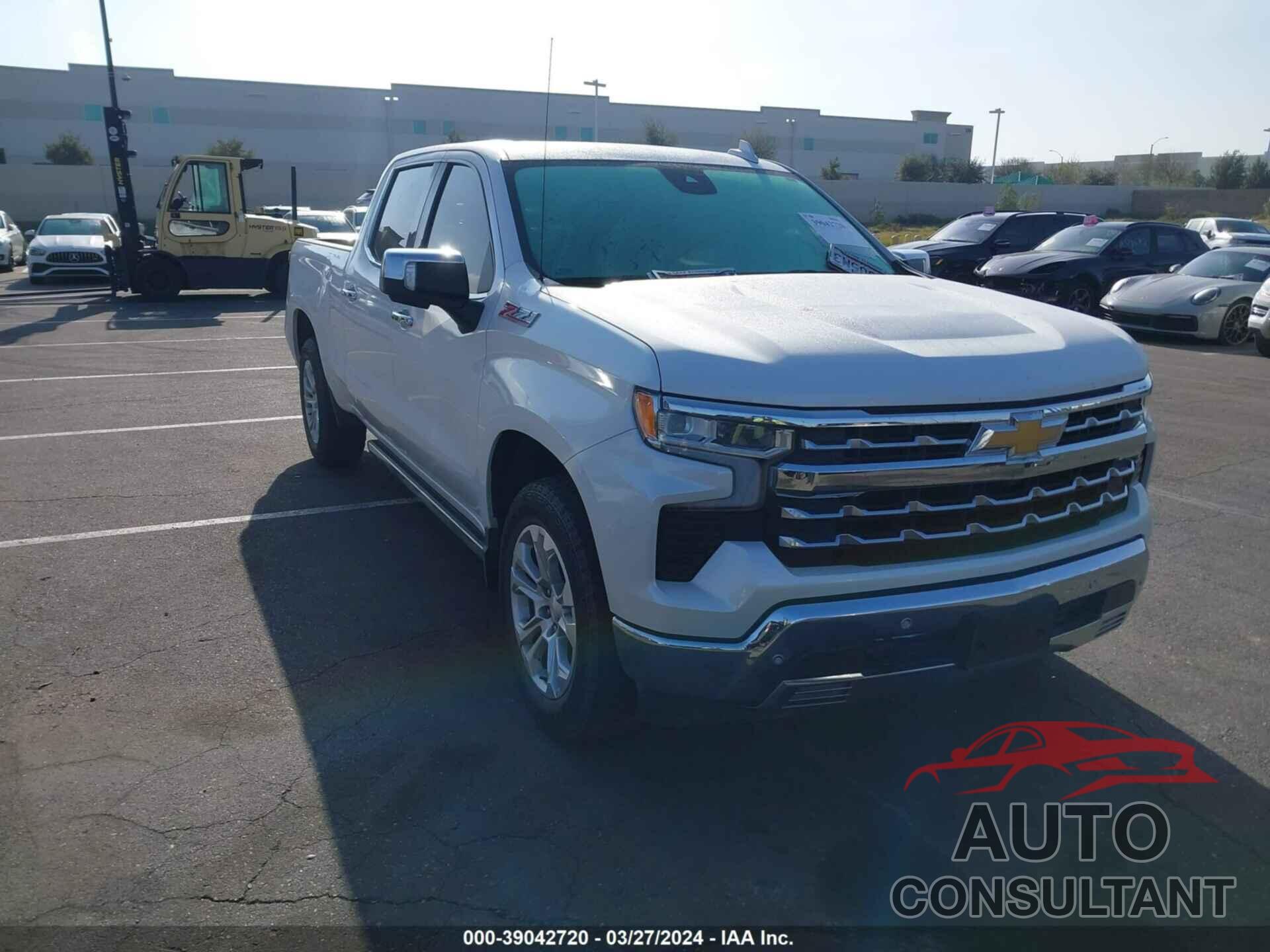 CHEVROLET SILVERADO 1500 2022 - 1GCUDGED8NZ515132