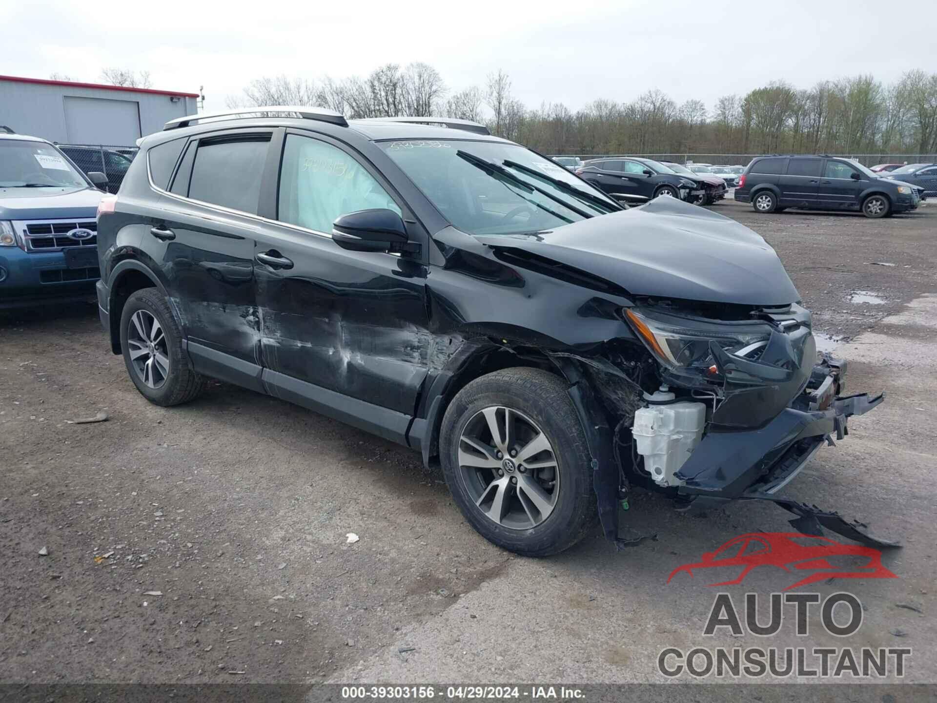 TOYOTA RAV4 2018 - 2T3RFREV7JW781921