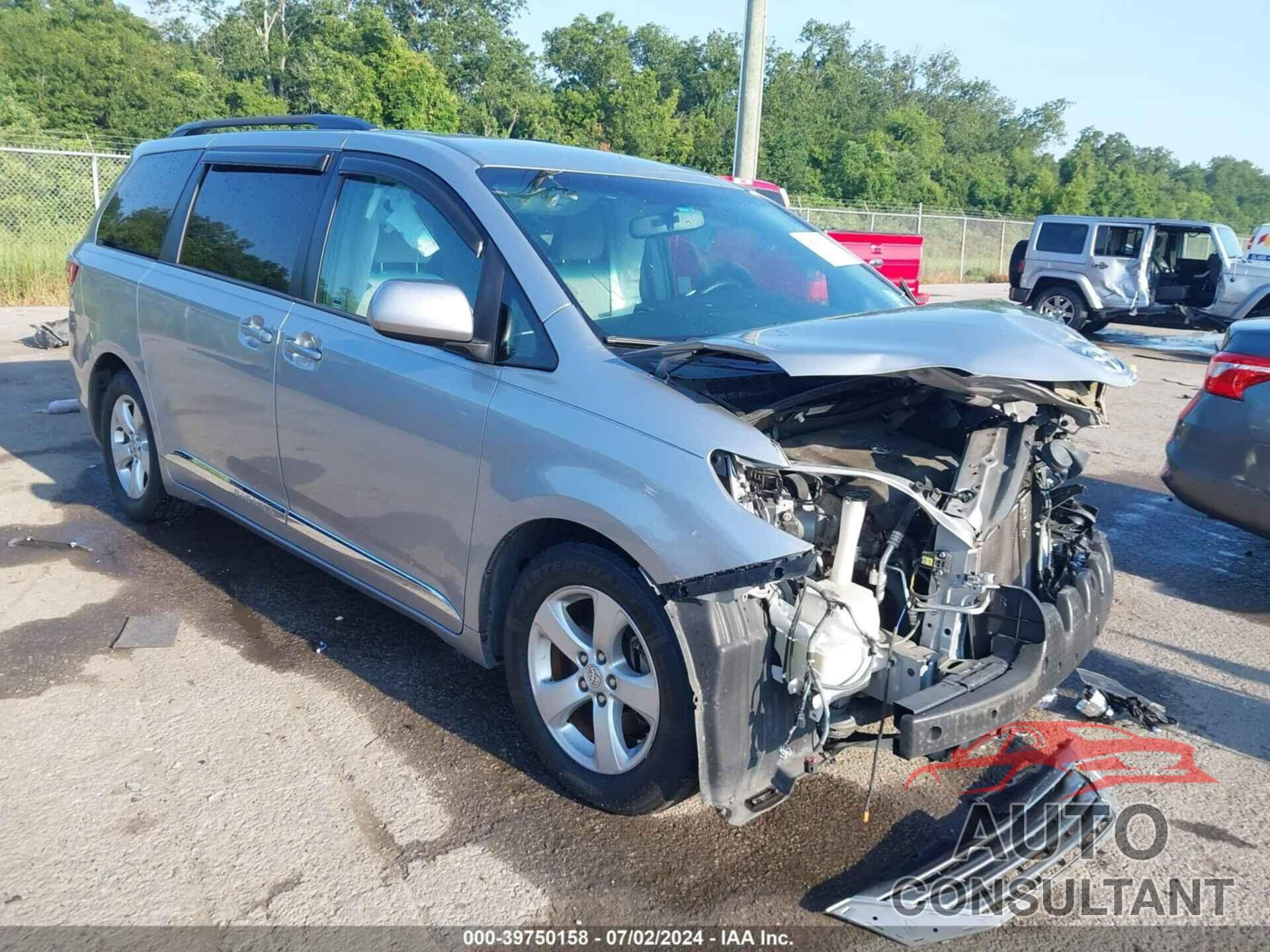 TOYOTA SIENNA 2016 - 5TDKK3DC6GS697299