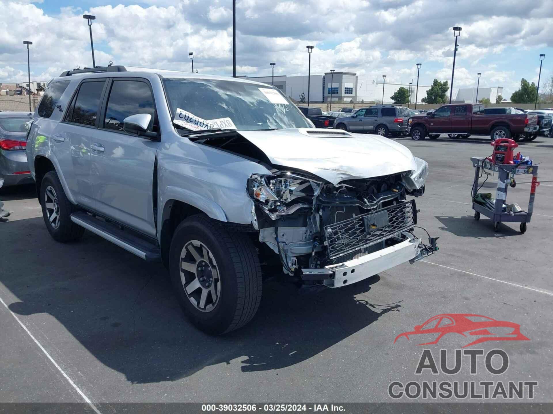 TOYOTA 4RUNNER 2021 - JTEPU5JR4M5949536