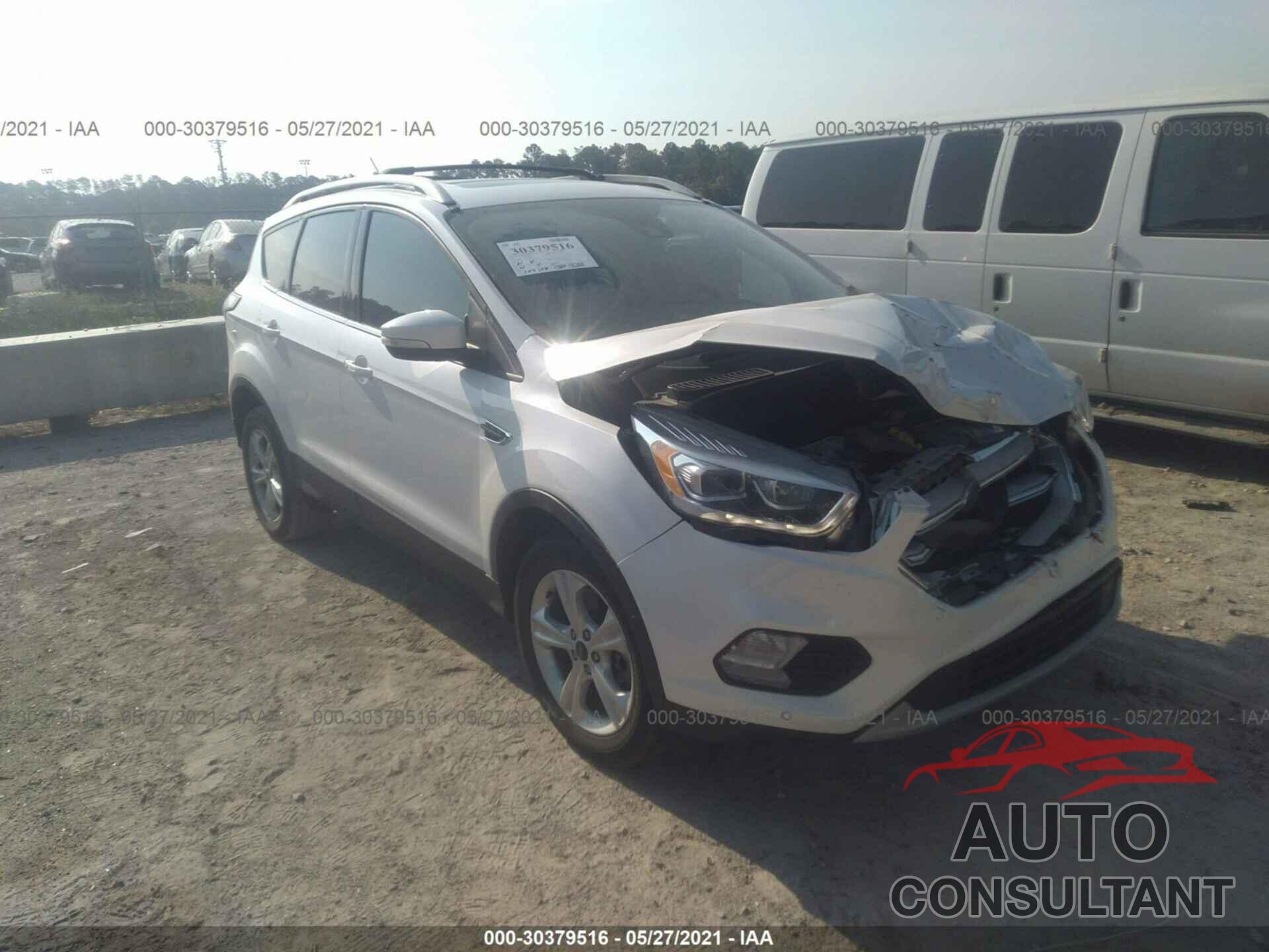FORD ESCAPE 2017 - 1FMCU0J94HUB22679