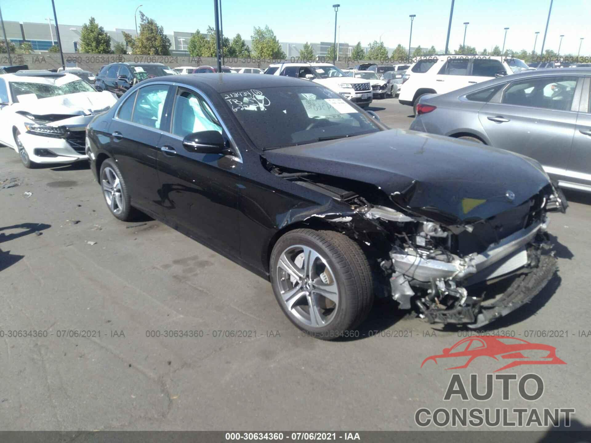 MERCEDES-BENZ E-CLASS 2020 - W1KZF8DB1LA836534
