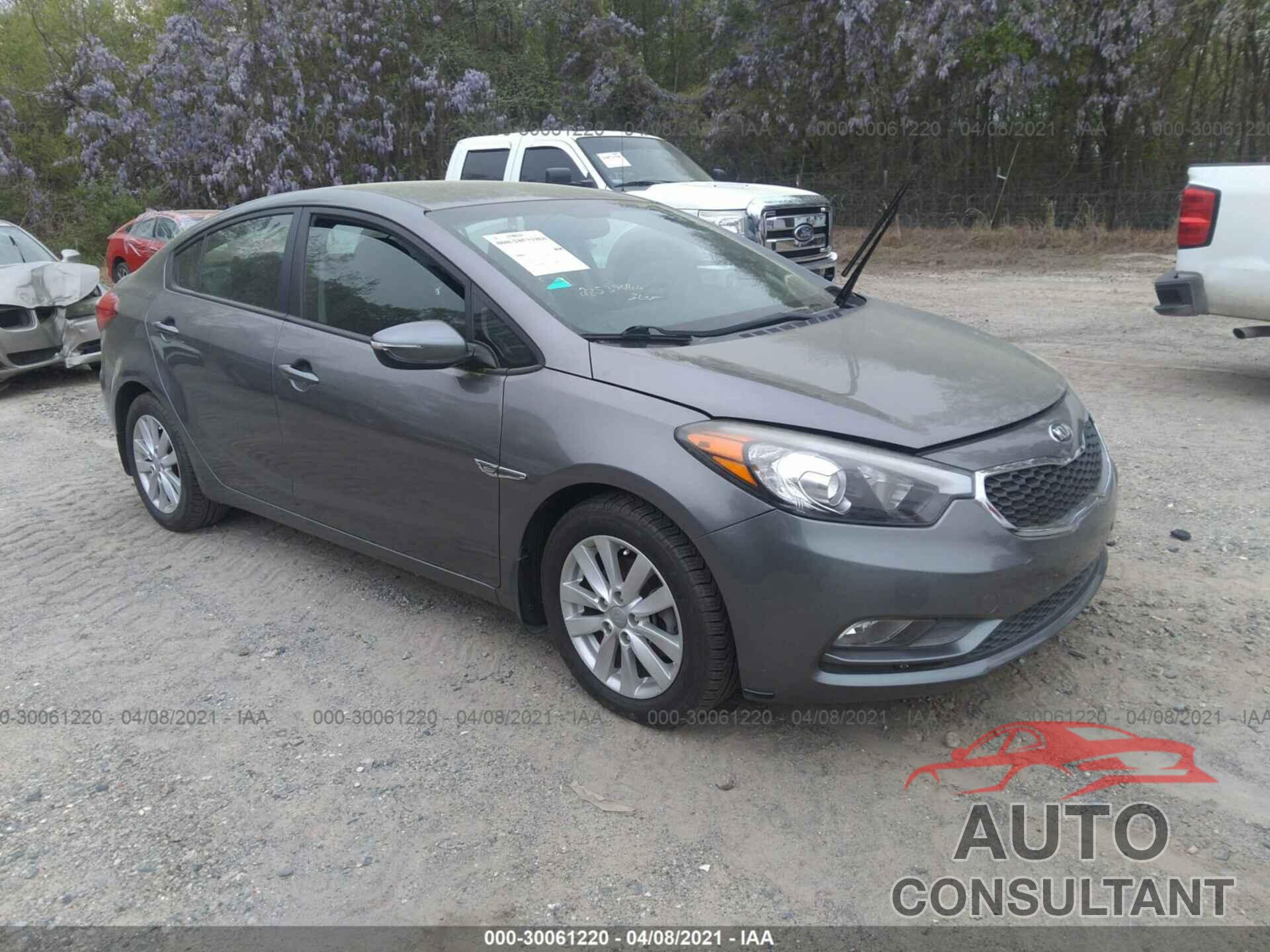 KIA FORTE 2016 - KNAFX4A62G5443843