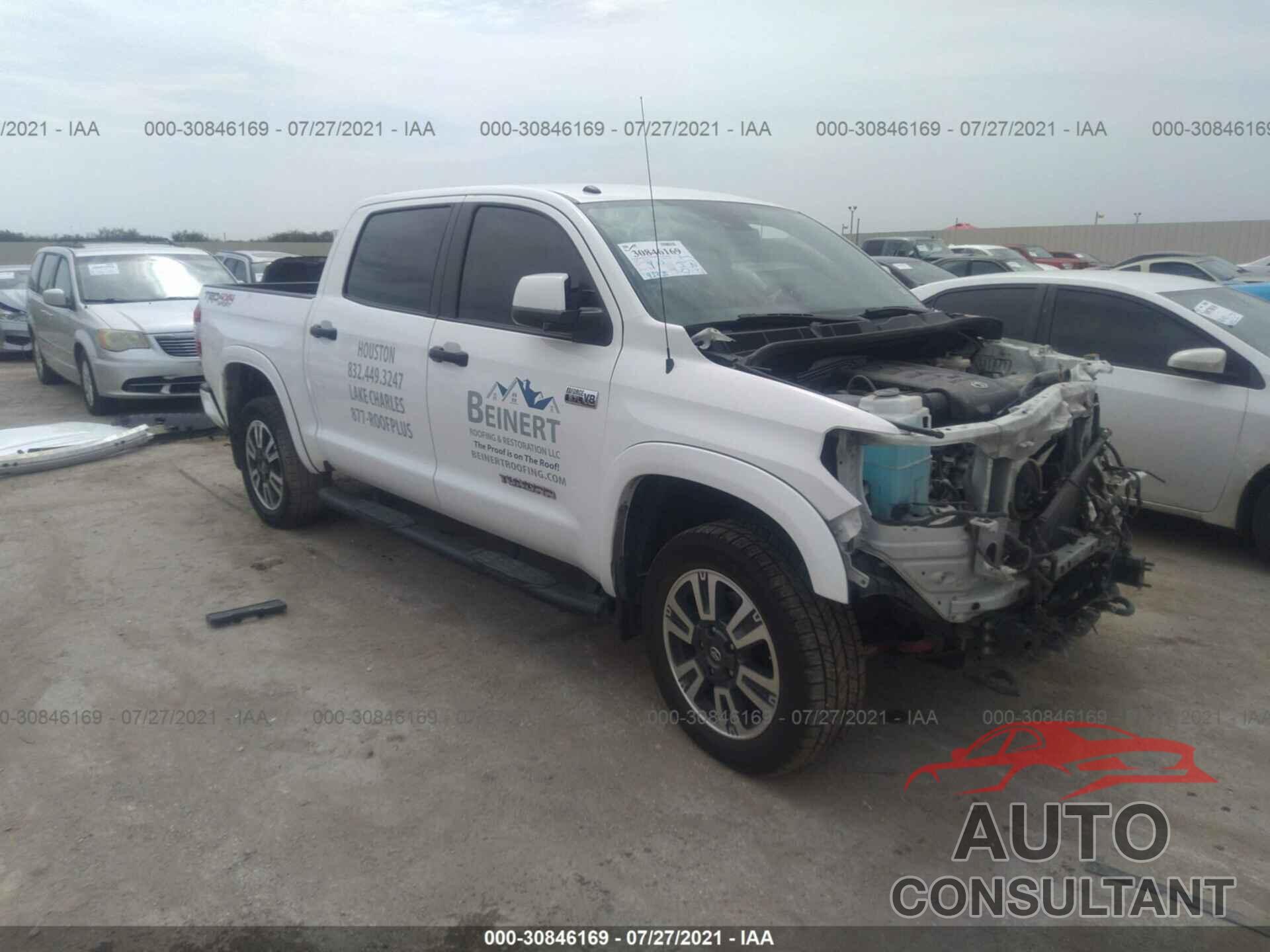 TOYOTA TUNDRA 4WD 2018 - 5TFDW5F19JX726655