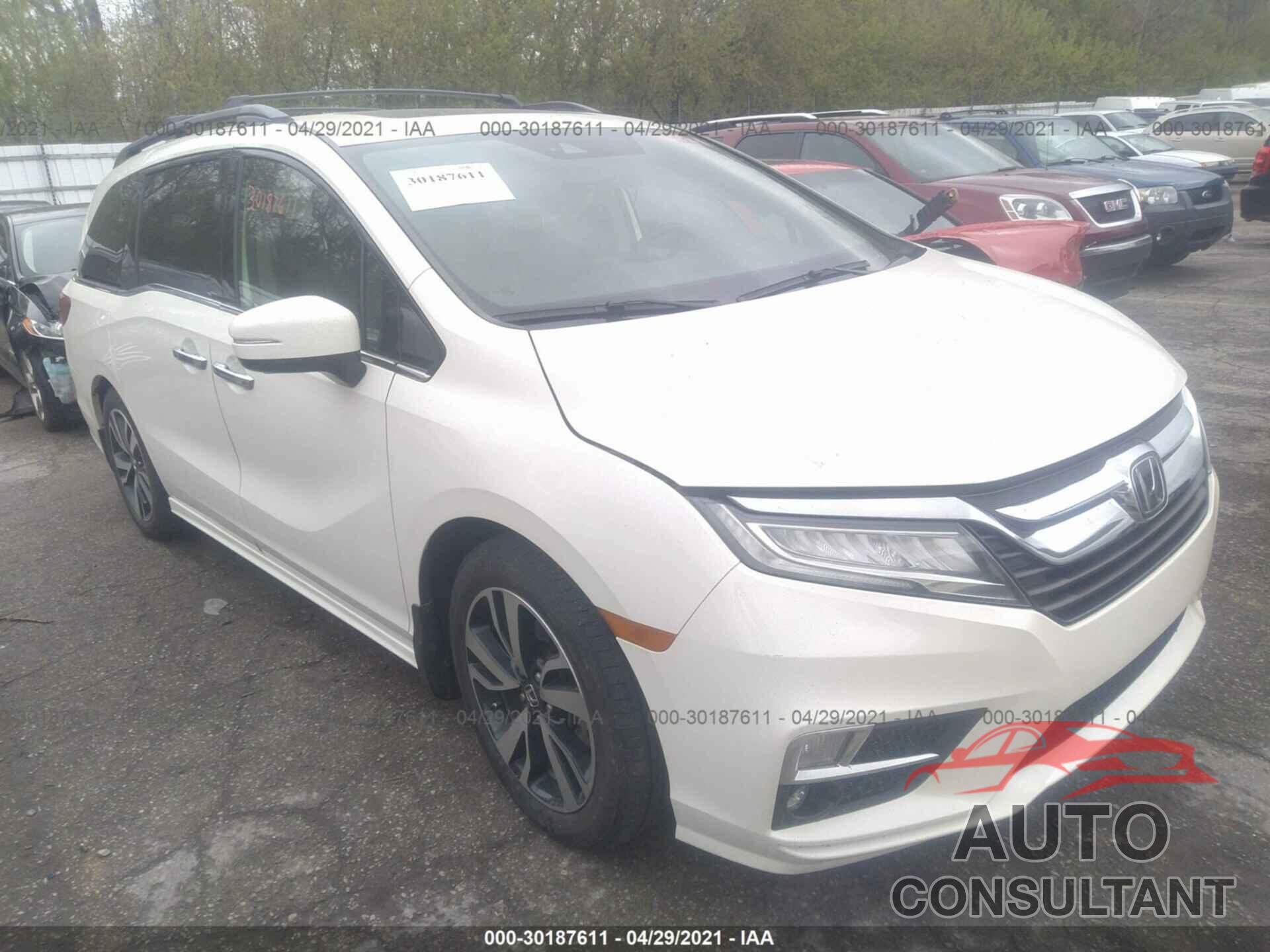 HONDA ODYSSEY 2018 - 5FNRL6H91JB024556