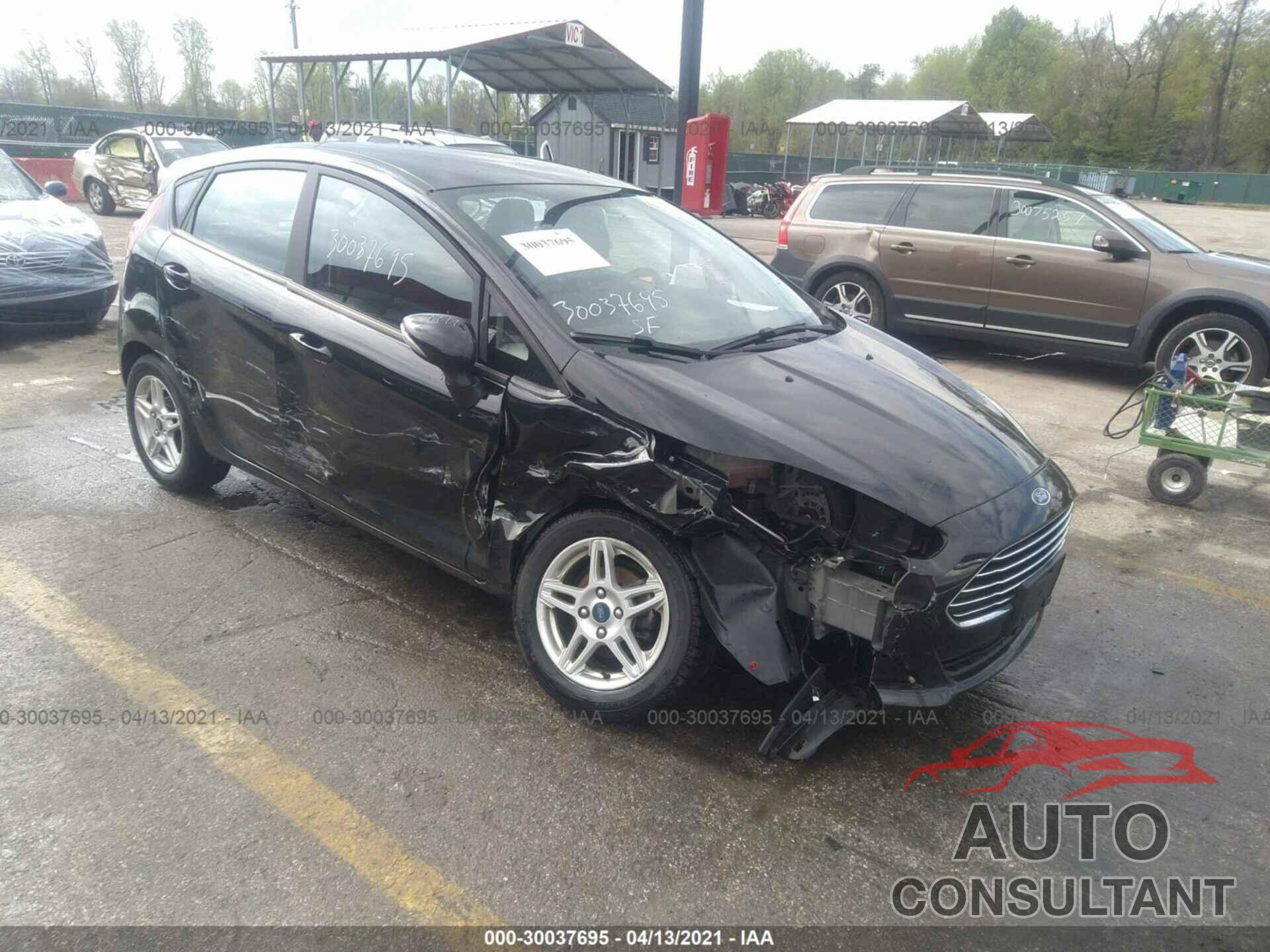 FORD FIESTA 2018 - 3FADP4EJ1JM108895