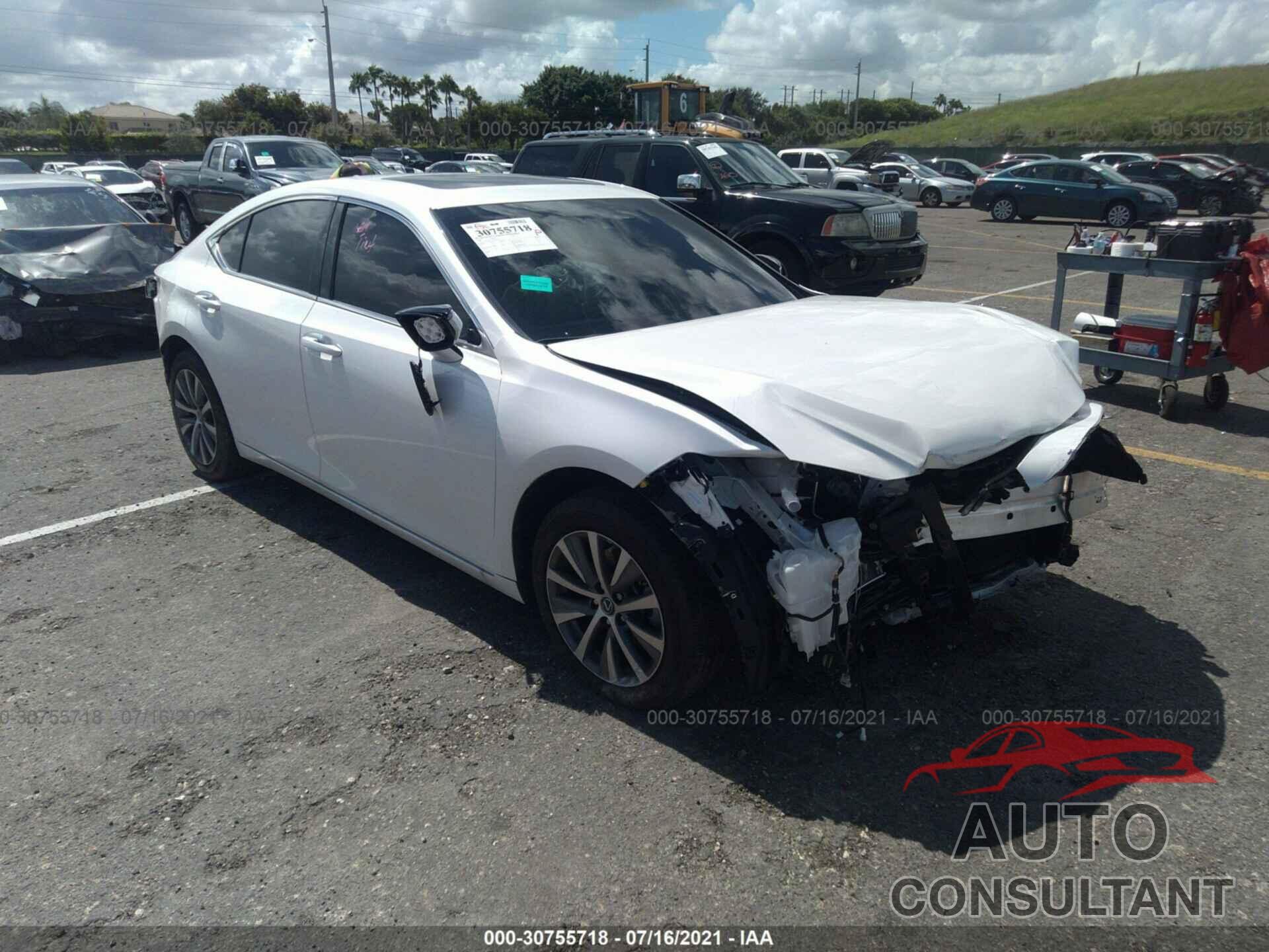 LEXUS ES 2020 - 58ADZ1B11LU077447