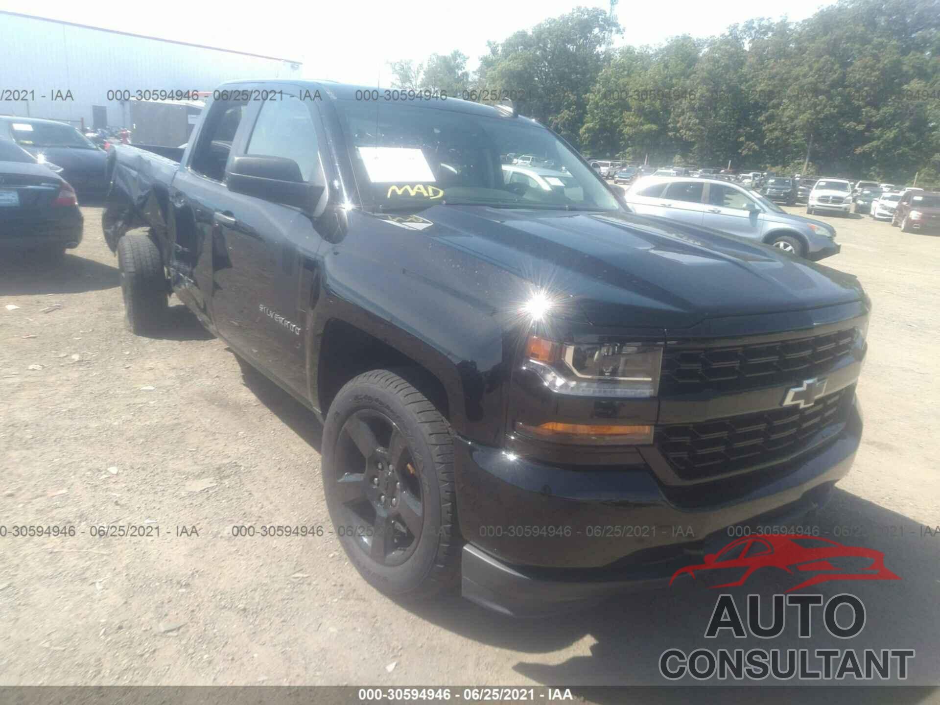 CHEVROLET SILVERADO 1500 2018 - 1GCVKPEC2JZ229837