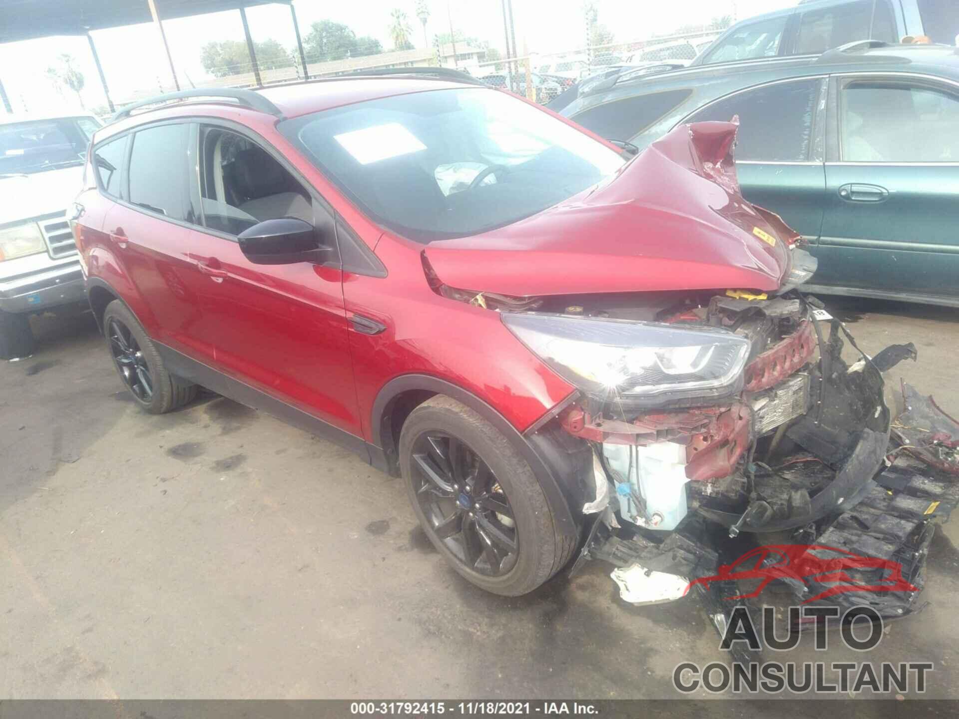 FORD ESCAPE 2018 - 1FMCU0GD6JUA56654