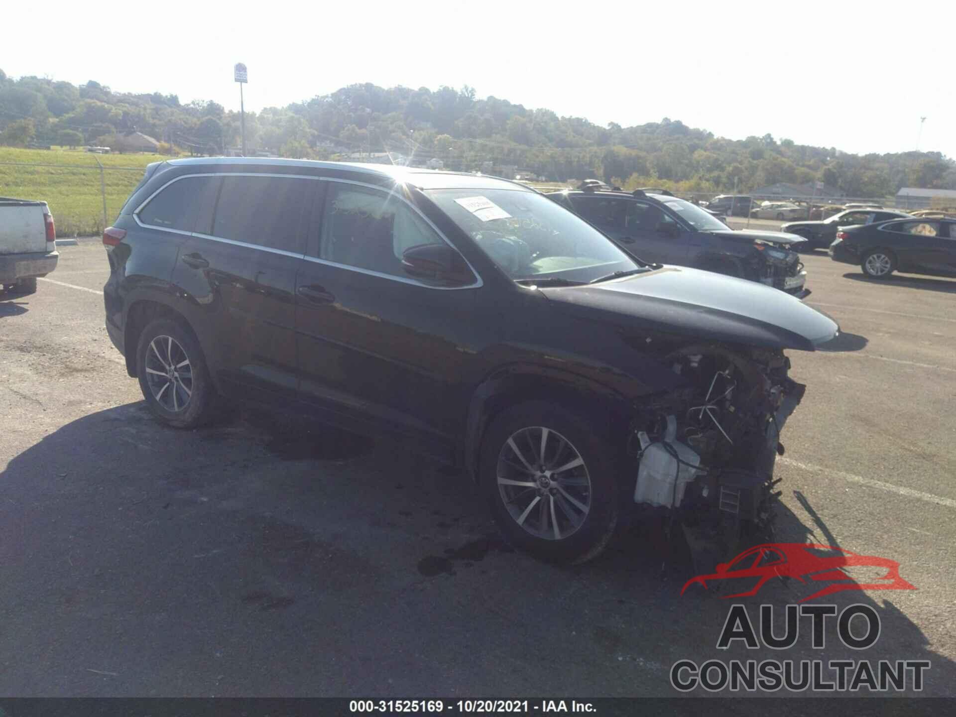 TOYOTA HIGHLANDER 2018 - 5TDJZRFH6JS807214