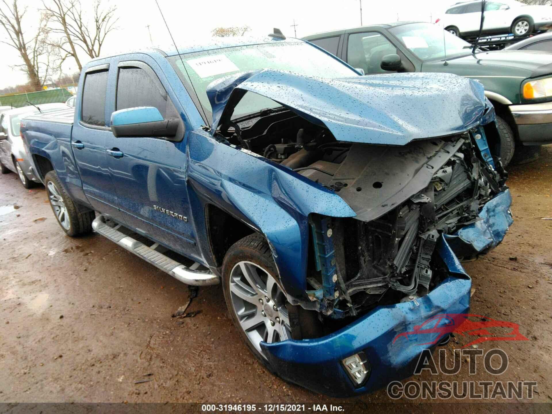 CHEVROLET SILVERADO 1500 2018 - 1GCVKREH3JZ234617