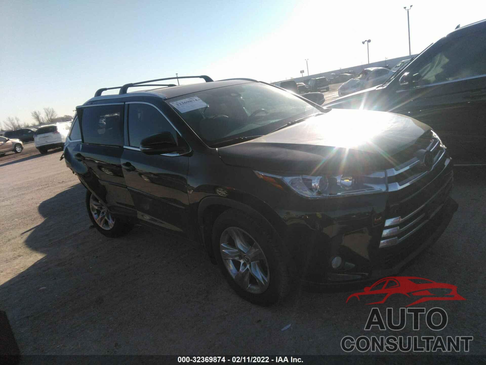 TOYOTA HIGHLANDER 2018 - 5TDYZRFH9JS234856