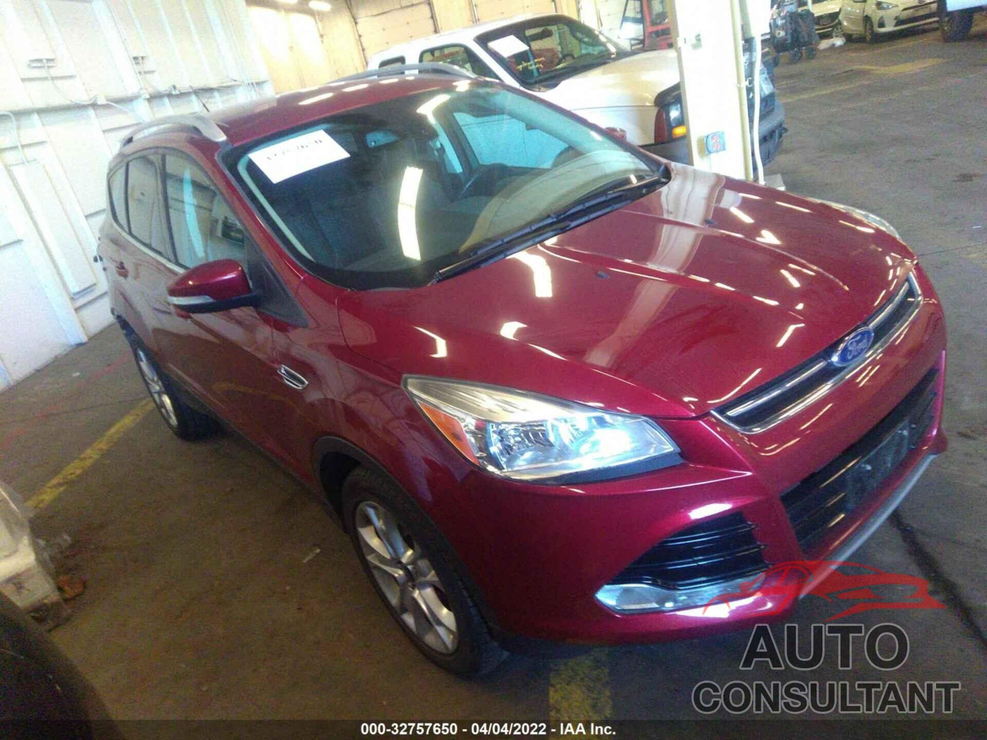 FORD ESCAPE 2016 - 1FMCU9J94GUB74557