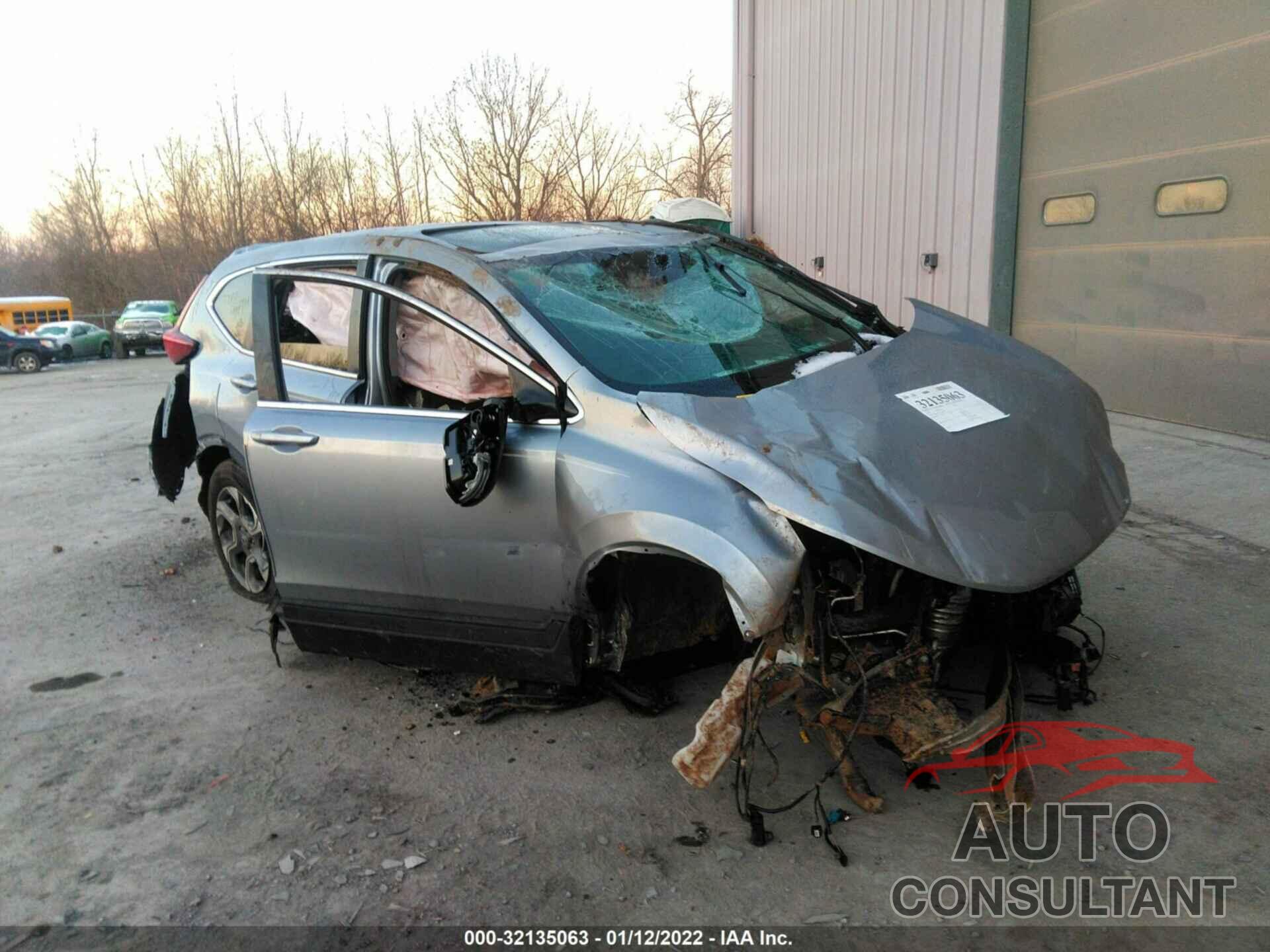 HONDA CR-V 2018 - 7FARW1H50JE043949