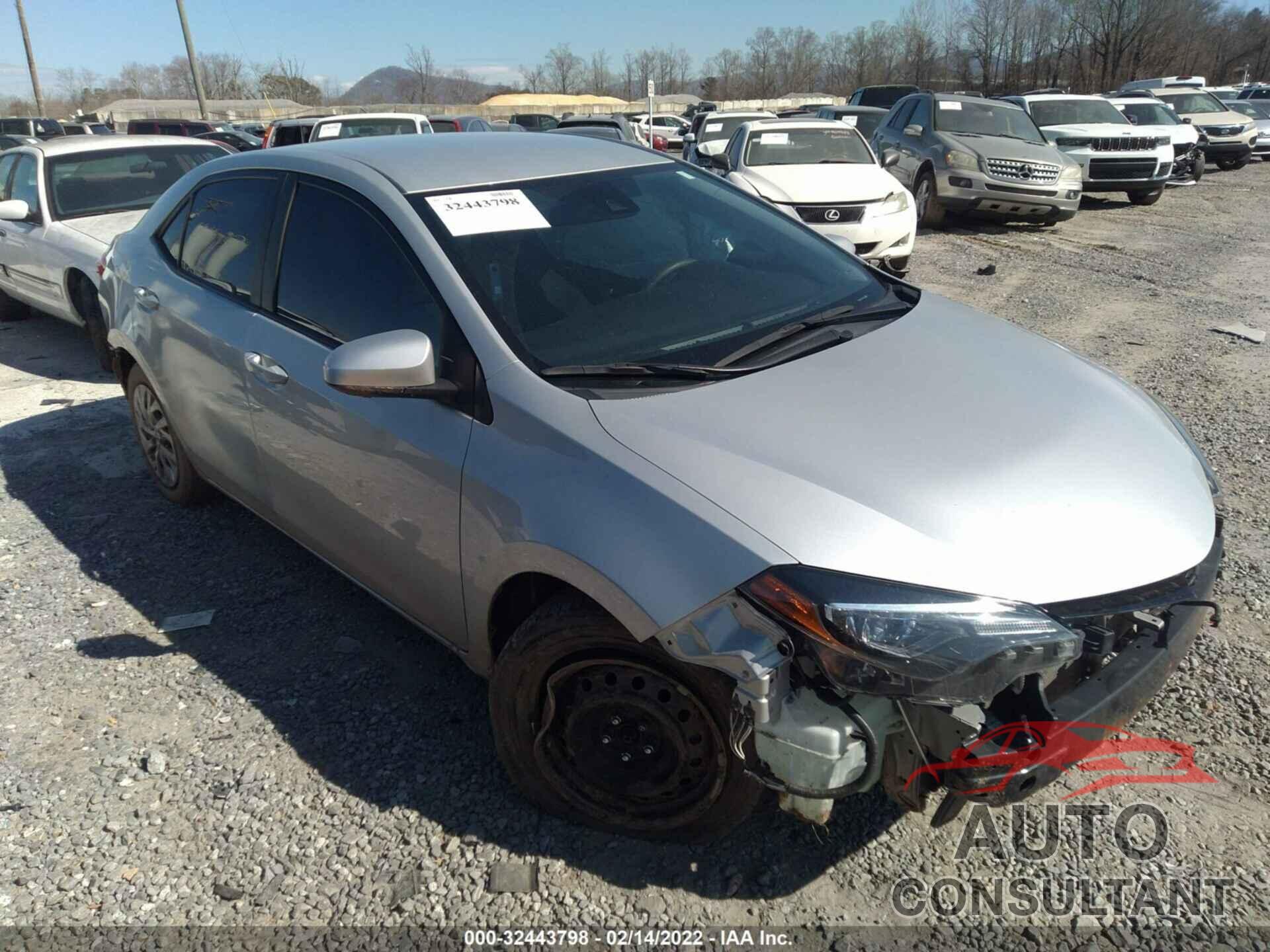 TOYOTA COROLLA 2018 - 5YFBURHE3JP848317