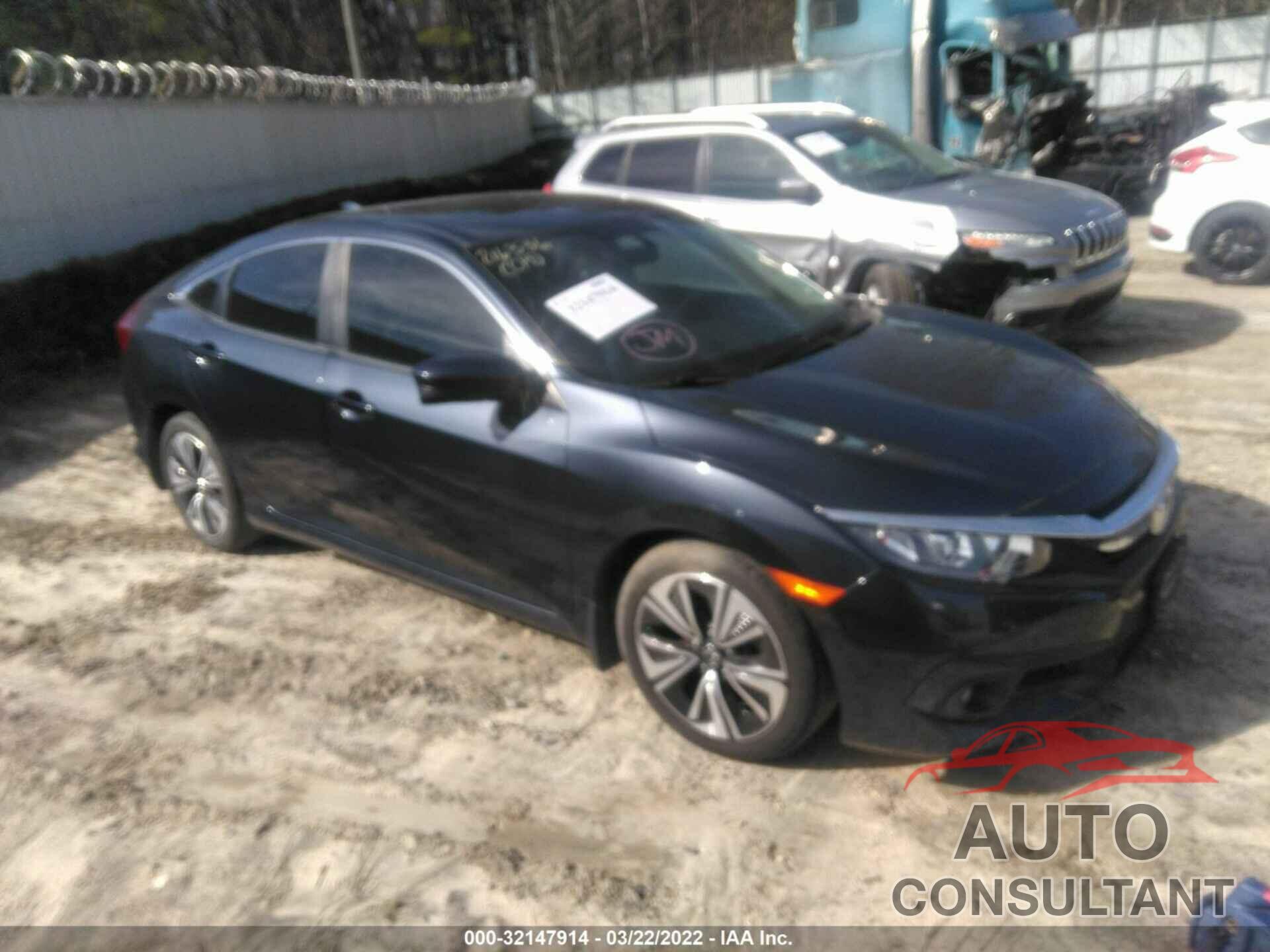 HONDA CIVIC SEDAN 2018 - JHMFC1F39JX016570