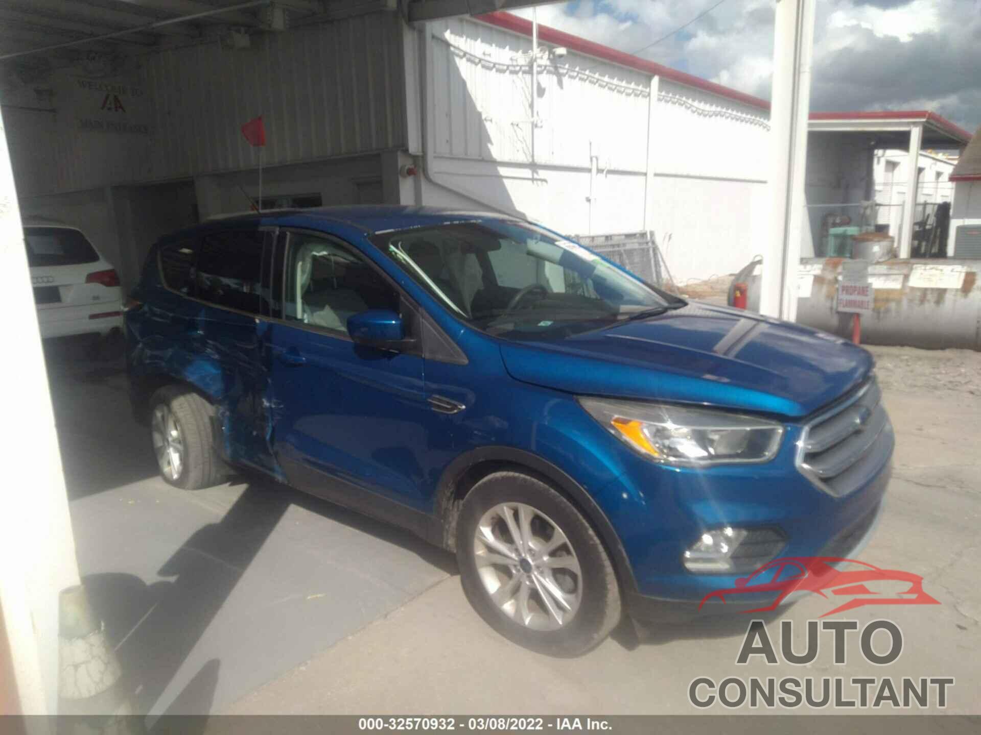 FORD ESCAPE 2017 - 1FMCU0GD3HUE65463