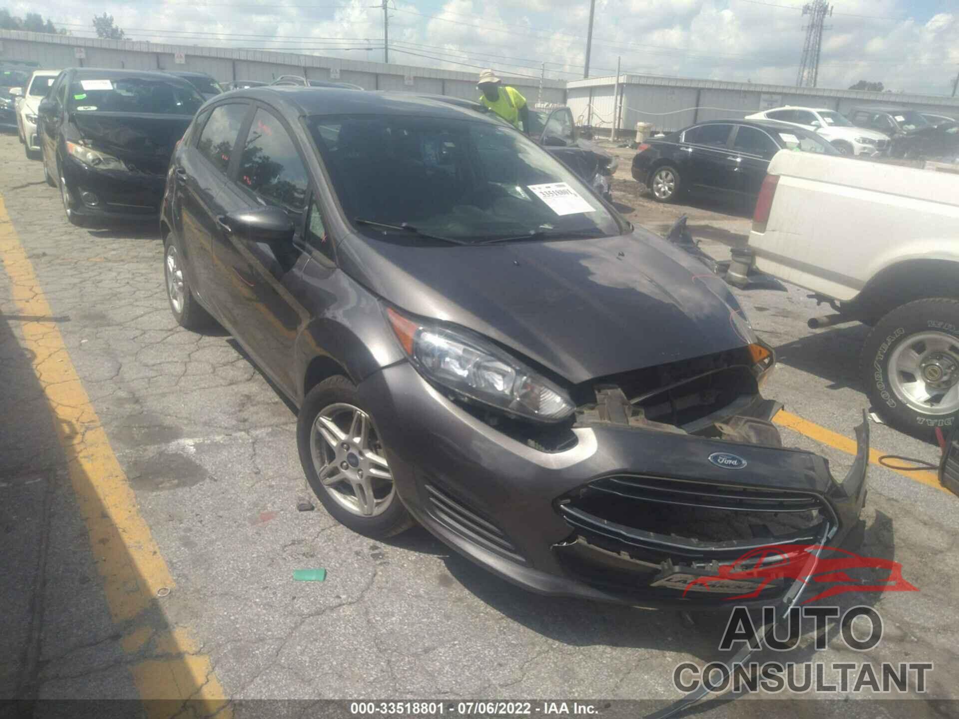 FORD FIESTA 2018 - 3FADP4EJ1JM138401