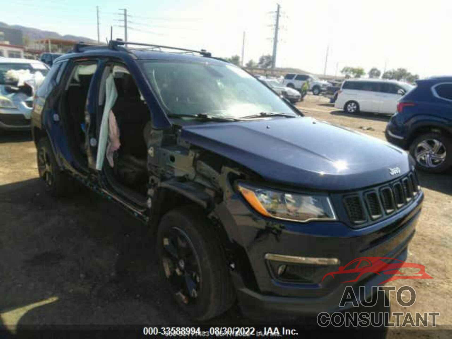 JEEP COMPASS 2018 - 3C4NJDBB4JT199728