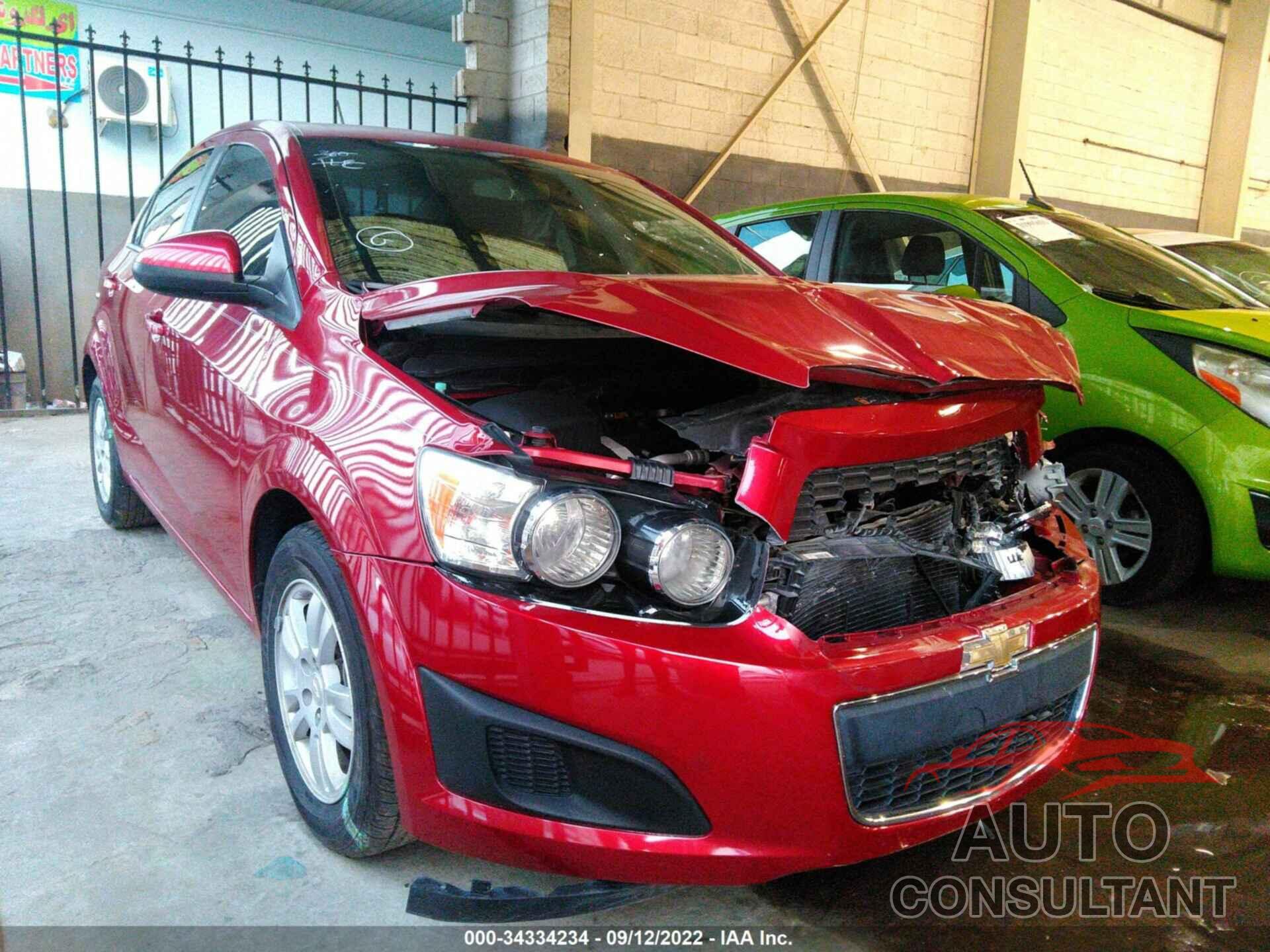 CHEVROLET SONIC 2016 - 001JC5SH2G4114430