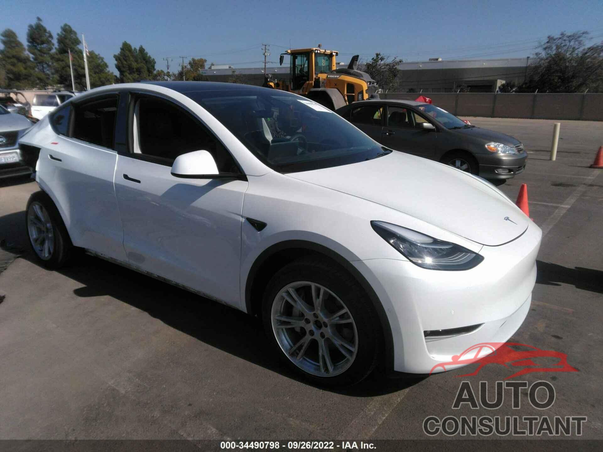 TESLA MODEL Y 2021 - 5YJYGAEE8MF281495
