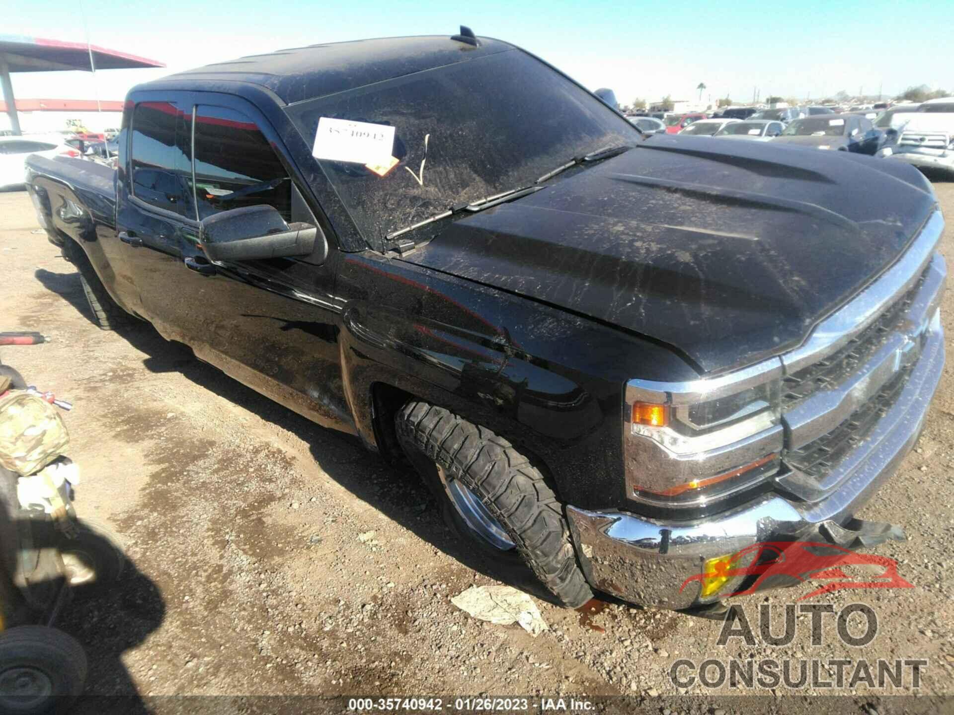 CHEVROLET SILVERADO 1500 2018 - 1GCRCREC8JZ115240