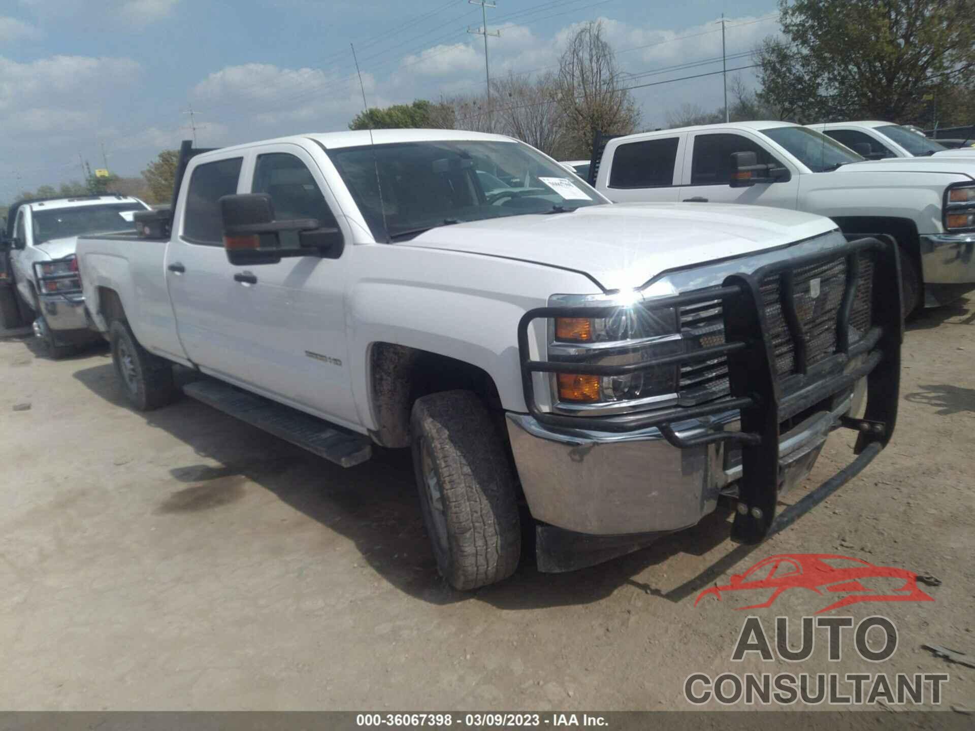 CHEVROLET SILVERADO 2500HD 2018 - 1GC1CUEG6JF268252