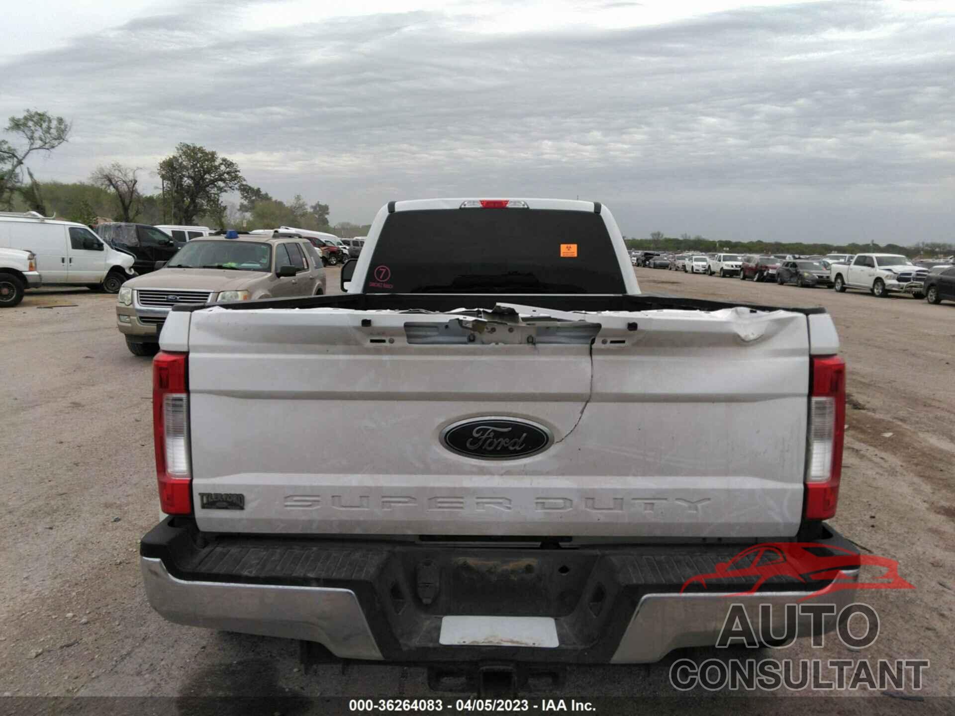 FORD SUPER DUTY F-350 DRW 2019 - 1FT8W3DTXKEF18159
