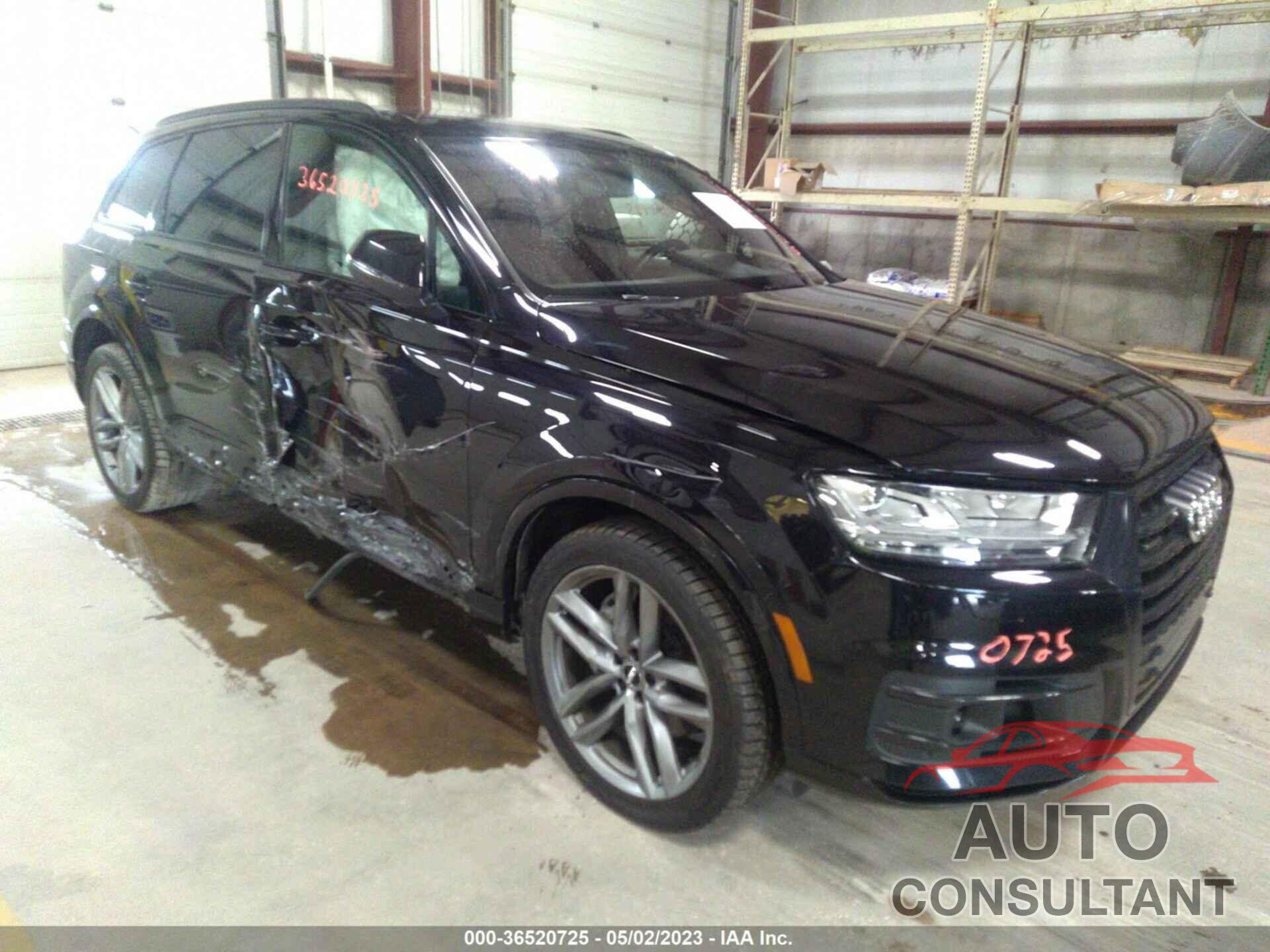 AUDI Q7 2018 - WA1VAAF72JD050089