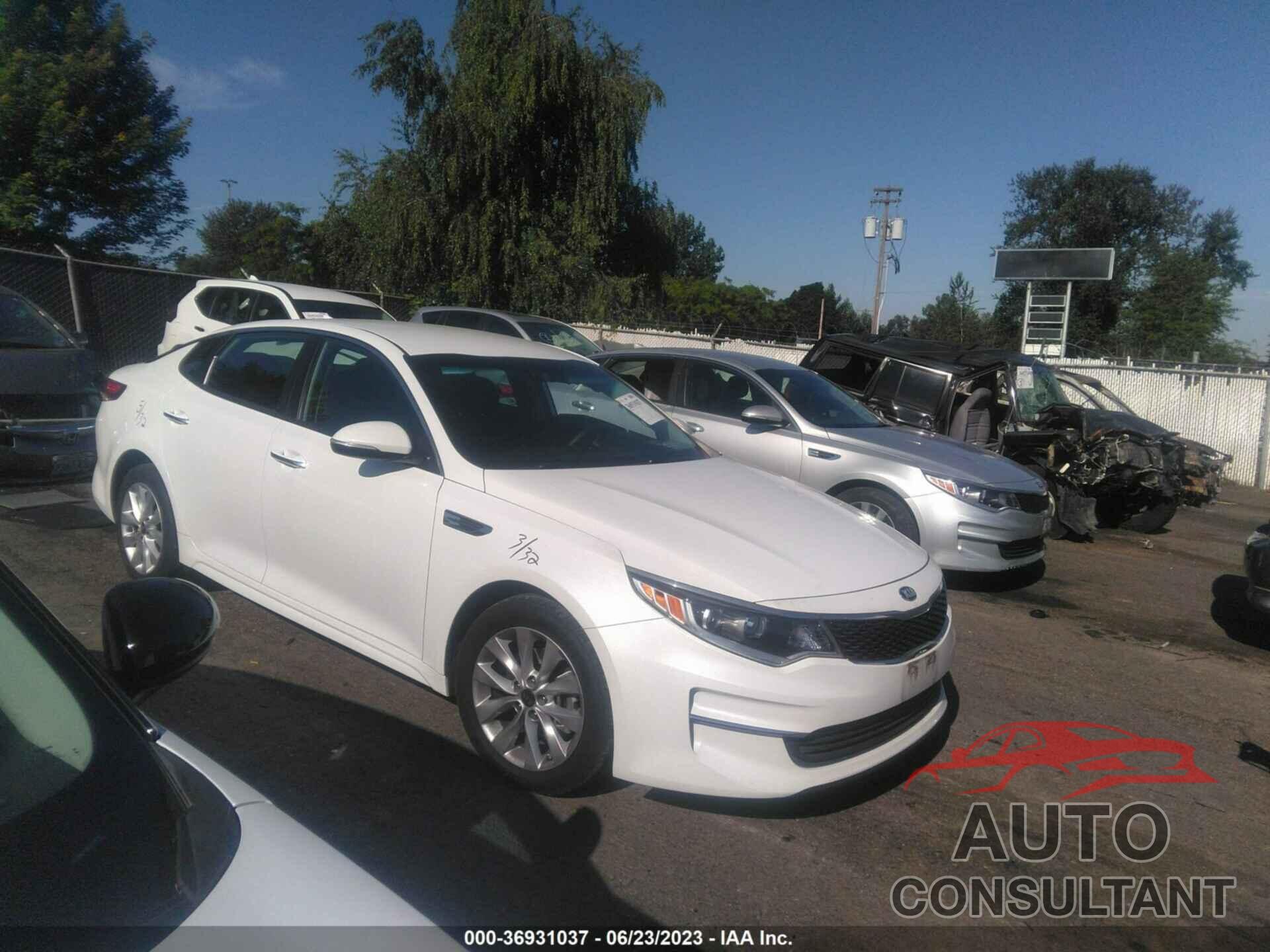 KIA OPTIMA 2018 - 5XXGT4L30JG268663