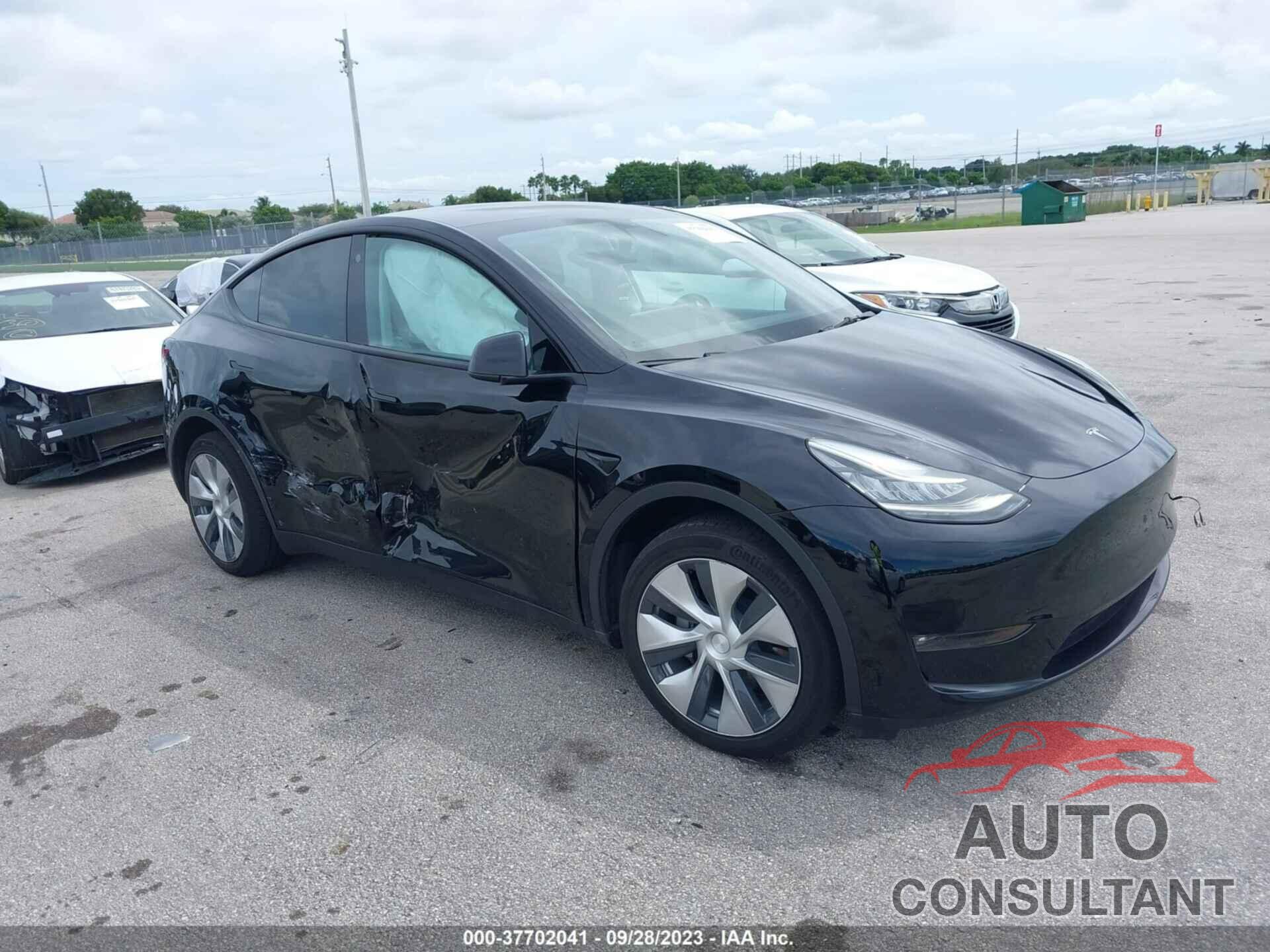 TESLA MODEL Y 2022 - 7SAYGDEE4NF320105