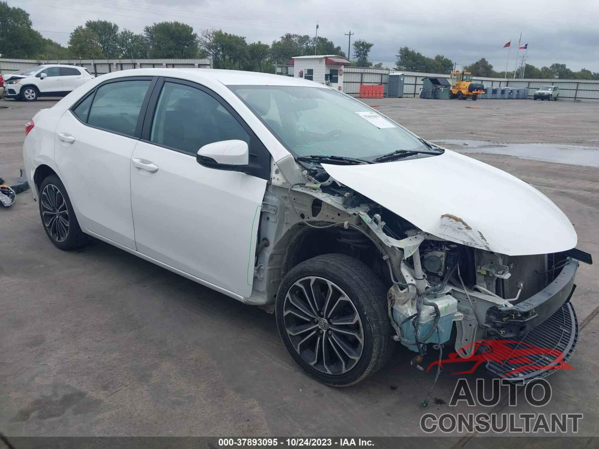 TOYOTA COROLLA 2015 - 5YFBURHE6FP225796
