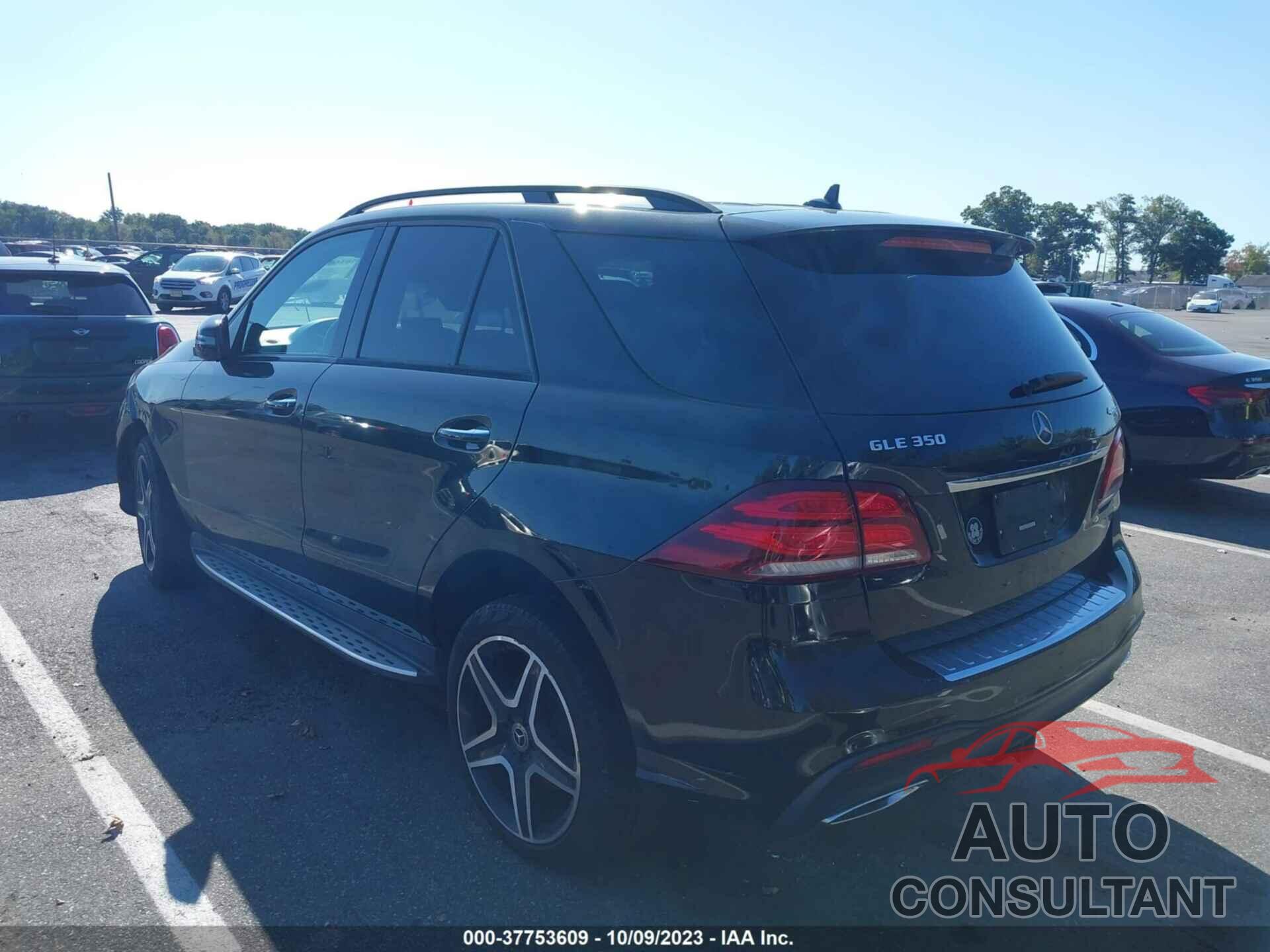 MERCEDES-BENZ GLE 2018 - 4JGDA5HB5JB152911