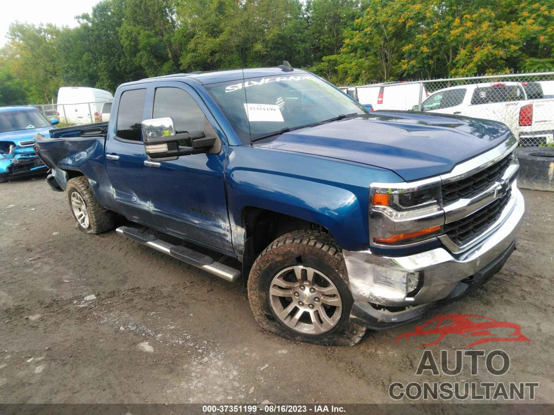 CHEVROLET SILVERADO 1500 2017 - 1GCVKREC2HZ121305