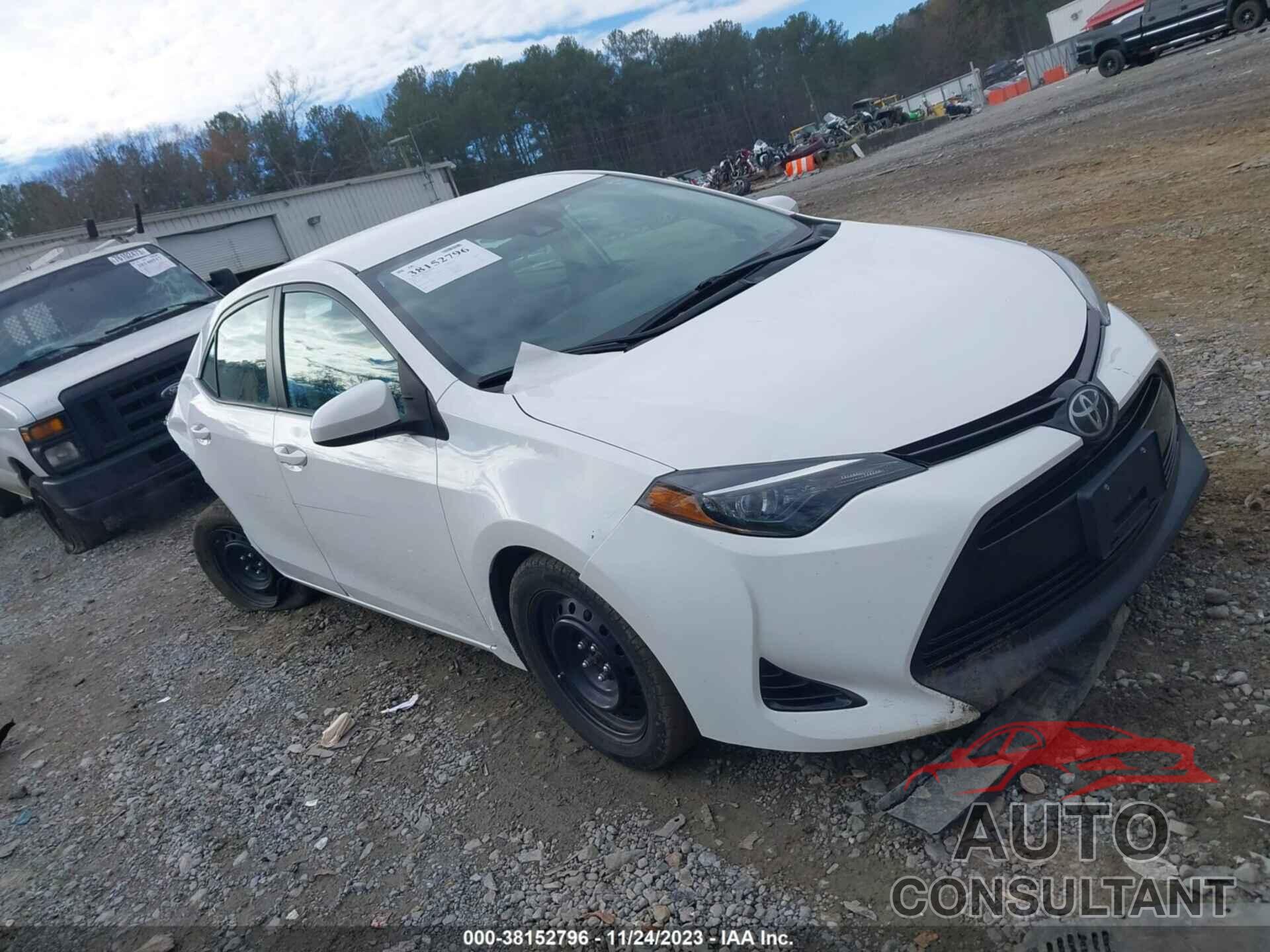 TOYOTA COROLLA 2018 - 2T1BURHE8JC054171