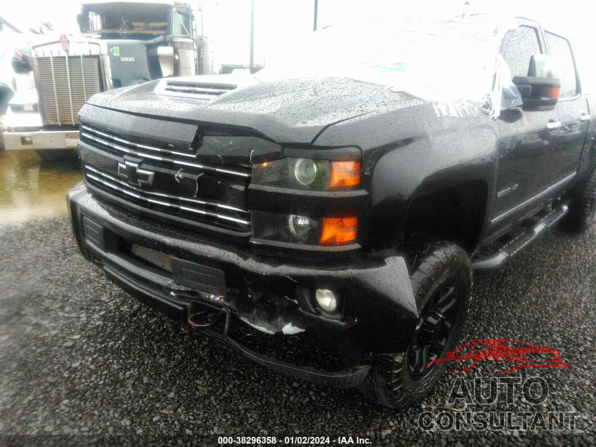 CHEVROLET SILVERADO 2500HD 2018 - 1GC1KVEY7JF221913