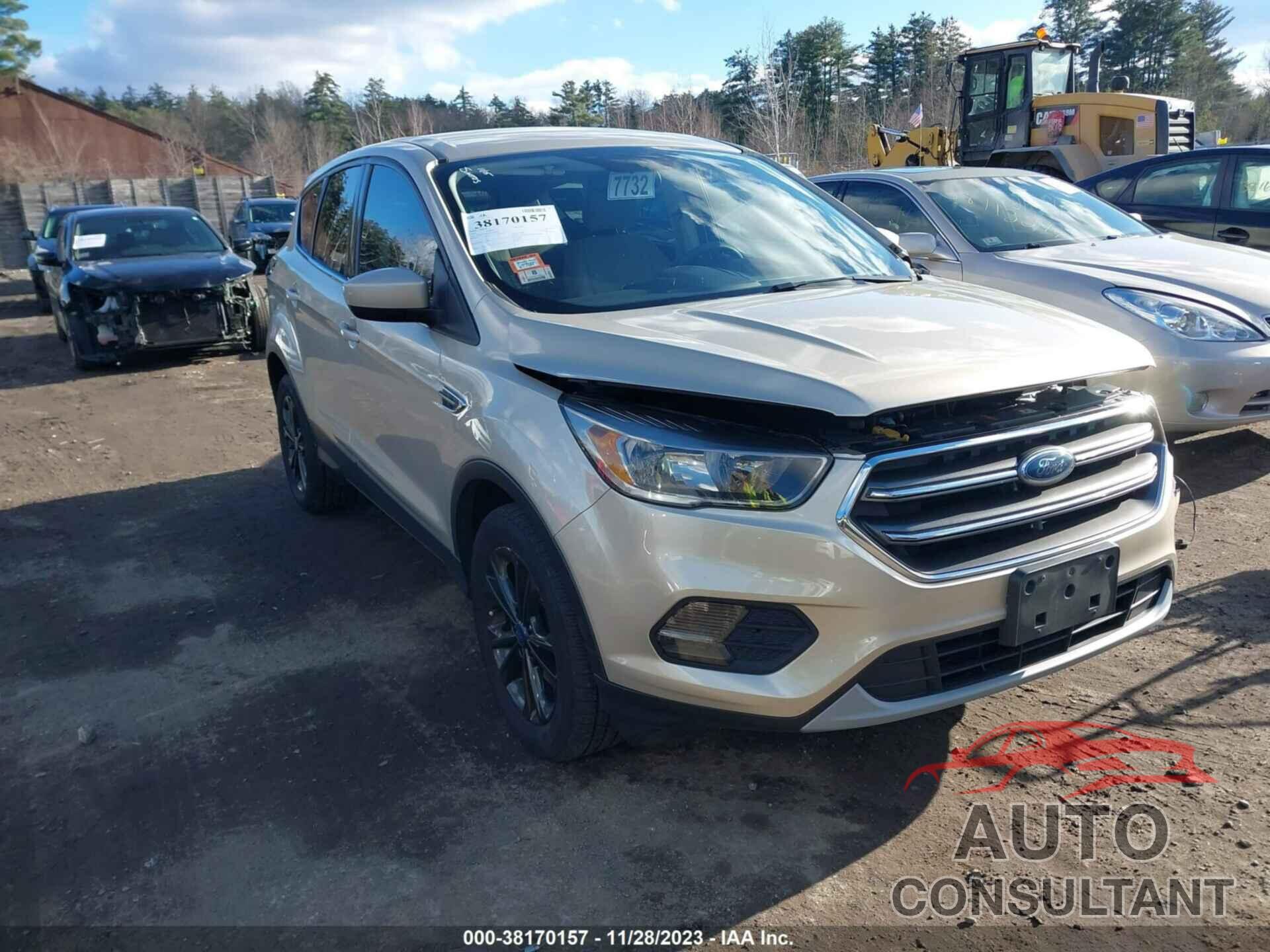 FORD ESCAPE 2017 - 1FMCU9GD3HUA84068