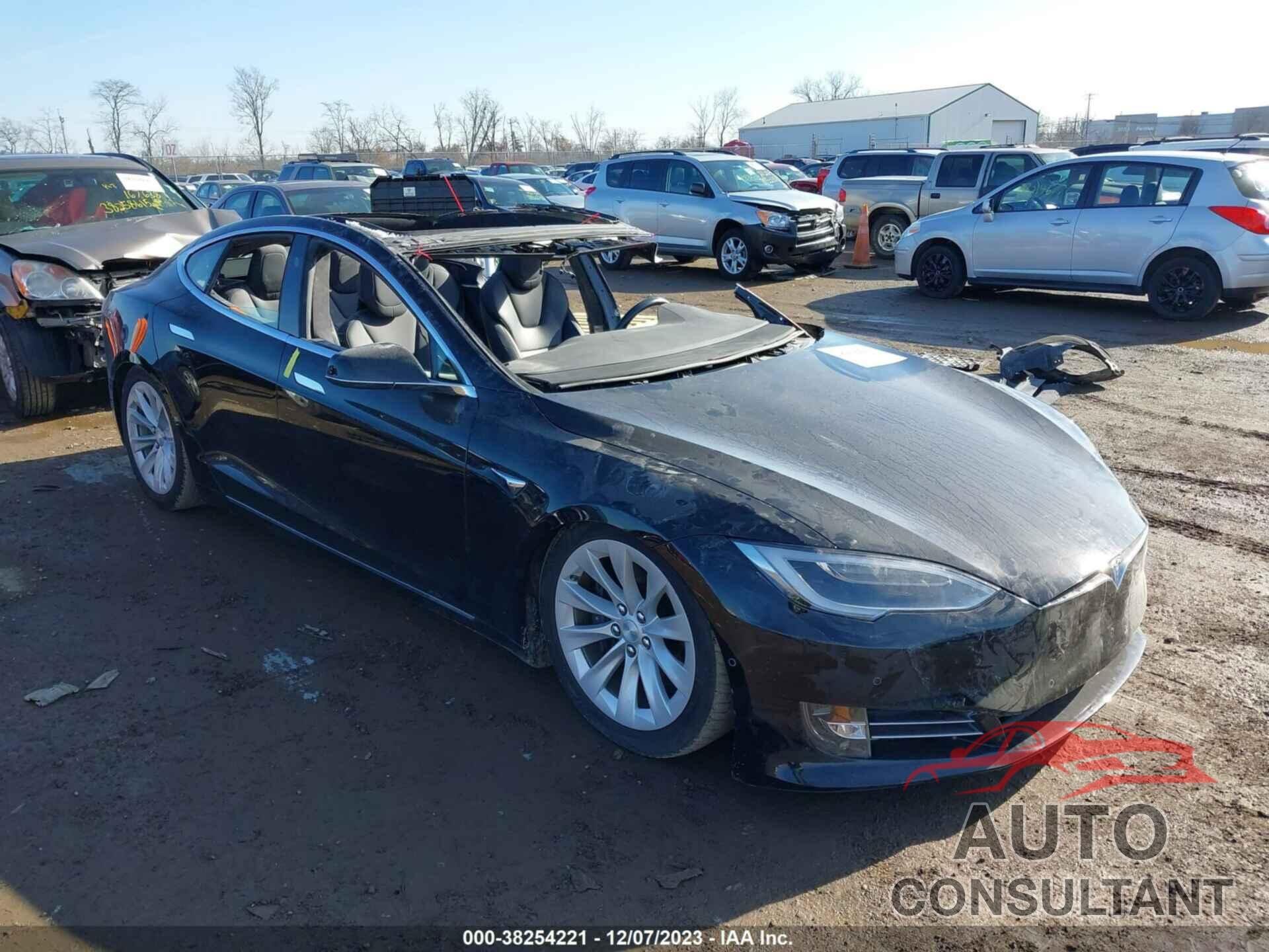 TESLA MODEL S 2017 - 5YJSA1E2XHF233001