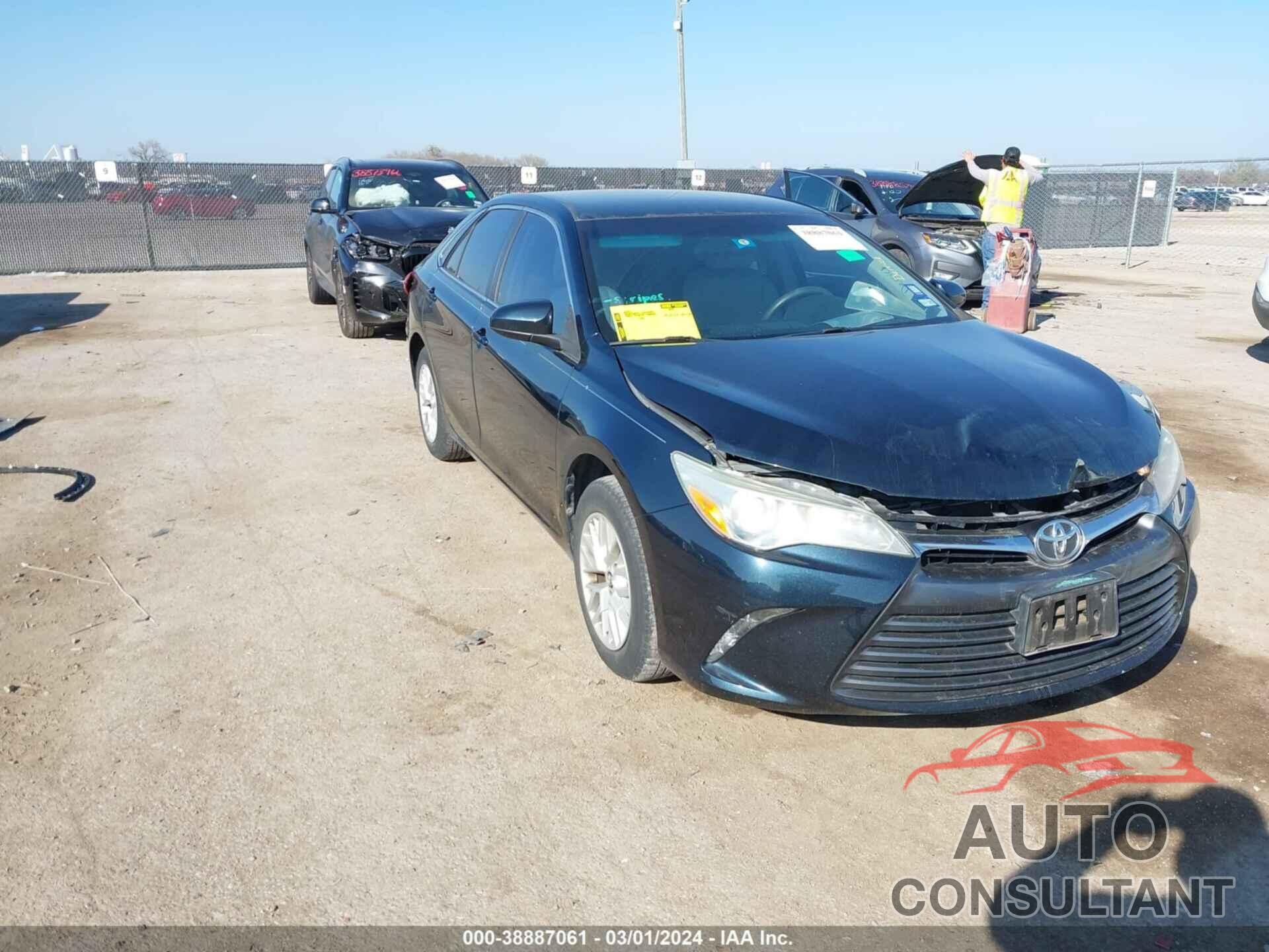 TOYOTA CAMRY 2016 - 4T4BF1FK0GR550194
