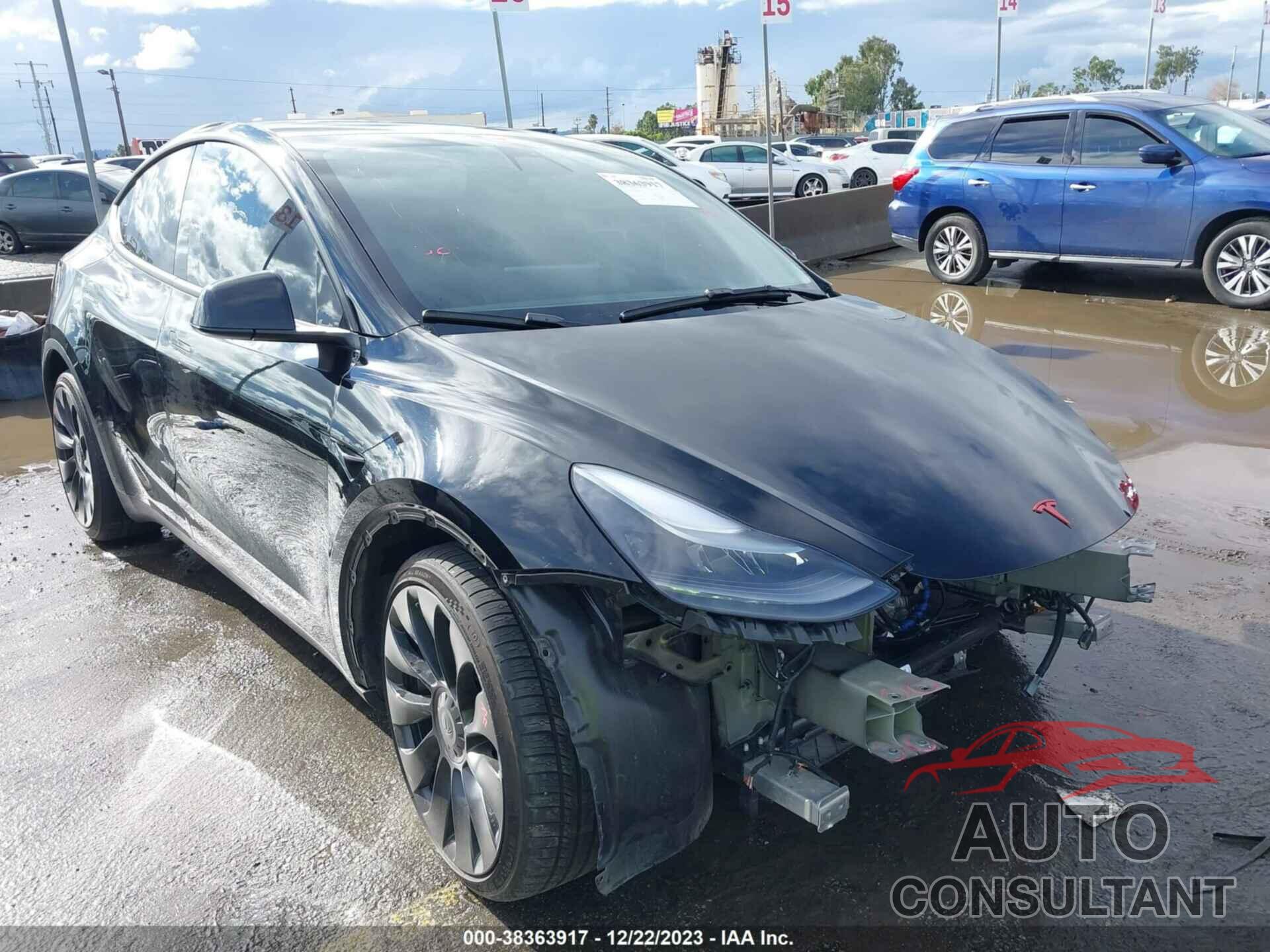 TESLA MODEL Y 2022 - 7SAYGDEF8NF452194