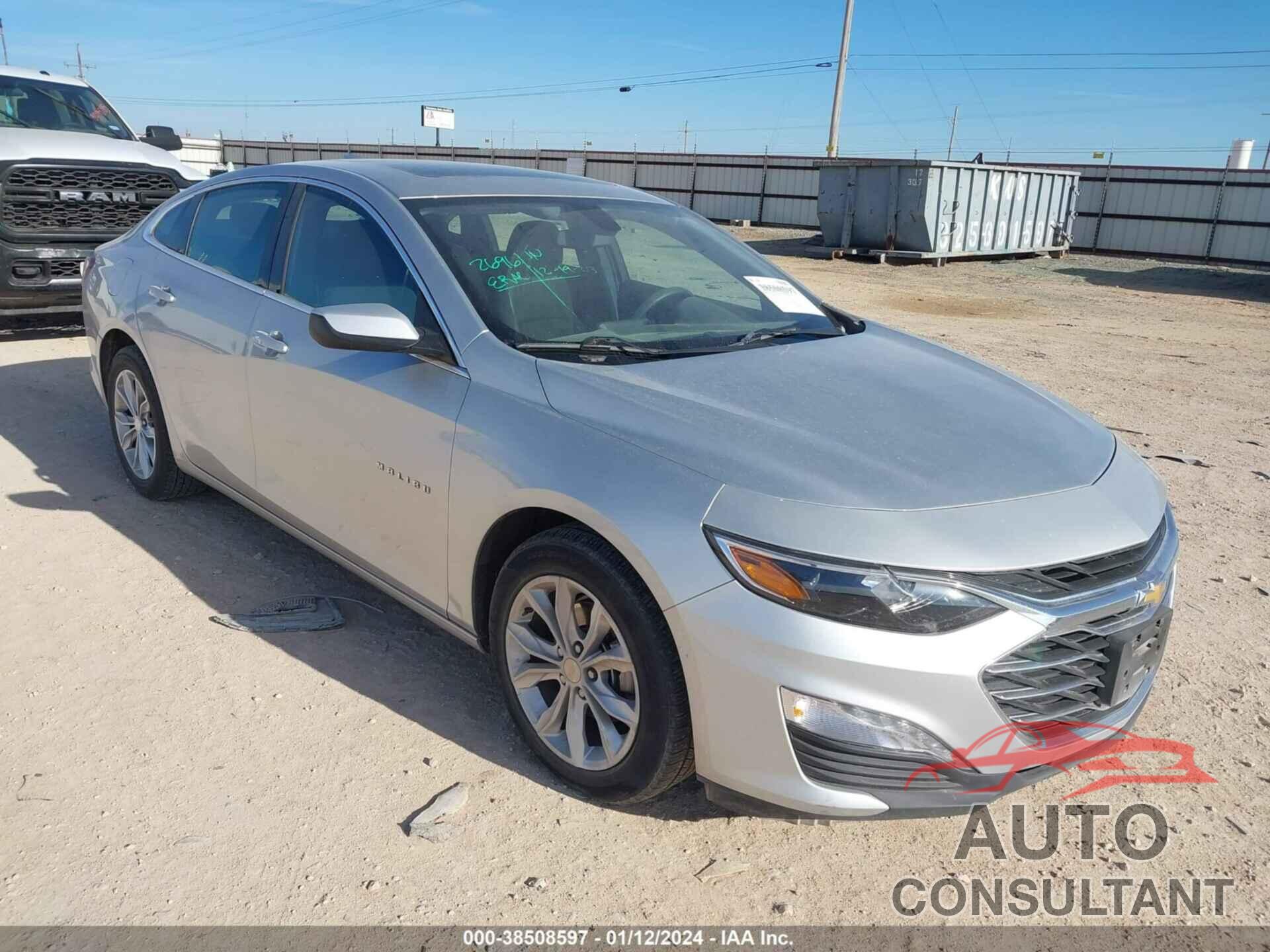 CHEVROLET MALIBU 2022 - 1G1ZD5ST2NF136630