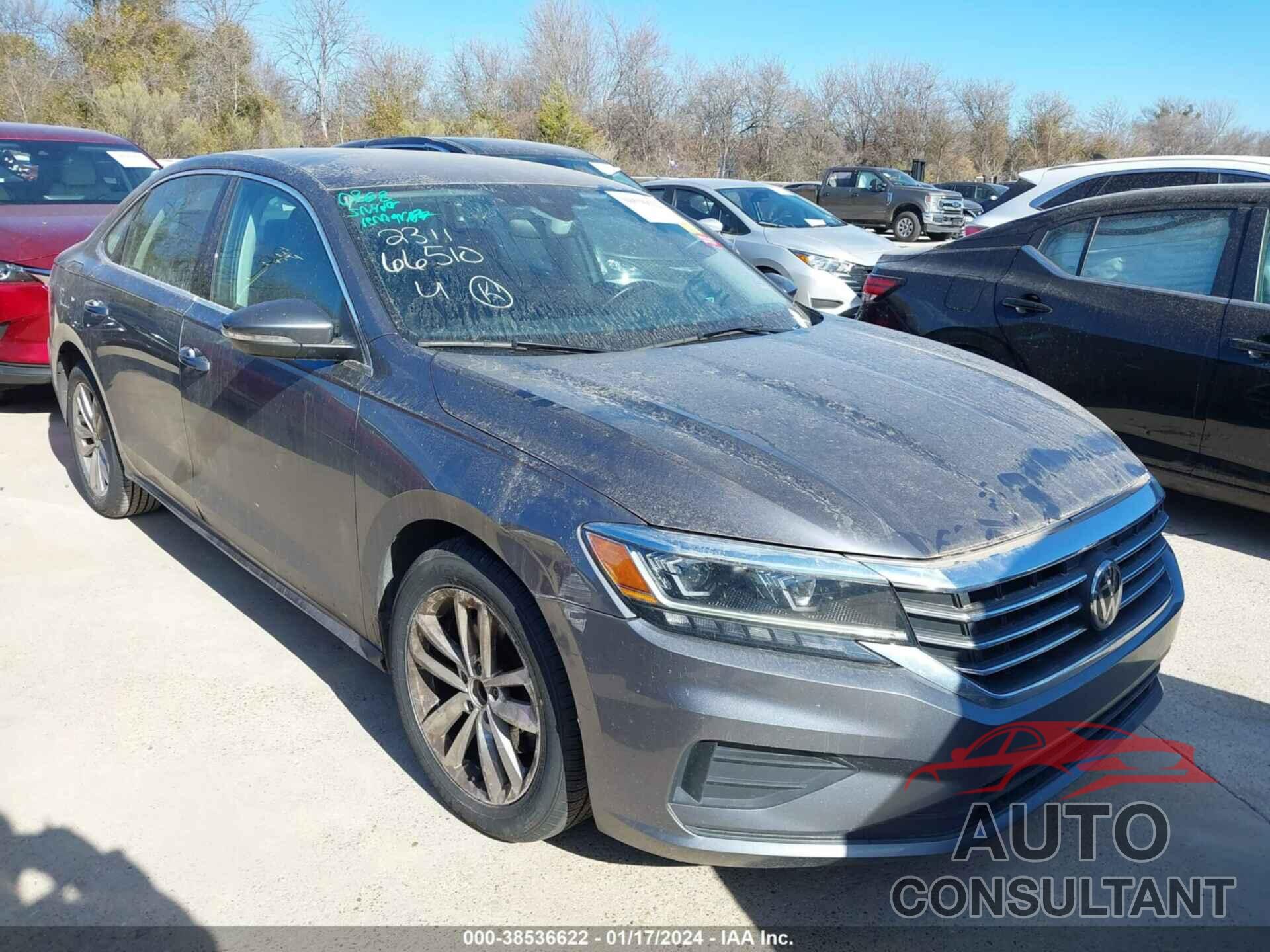 VOLKSWAGEN PASSAT 2020 - 1VWSA7A38LC007995